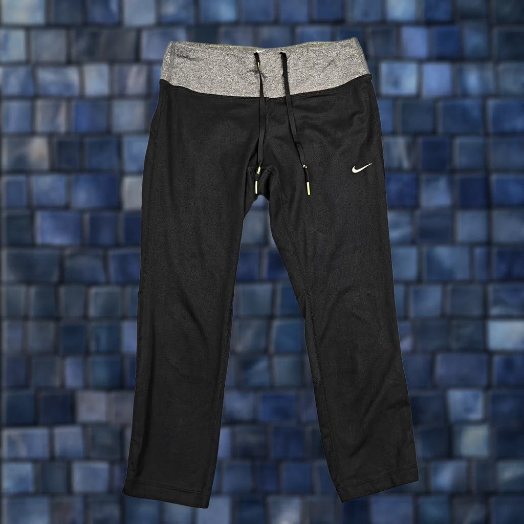 Nike Nike Leggings Womens Small Black Dri-FIT Compression Running Capri Pants Size 28" / US 6 / IT 42 - 1 Thumbnail