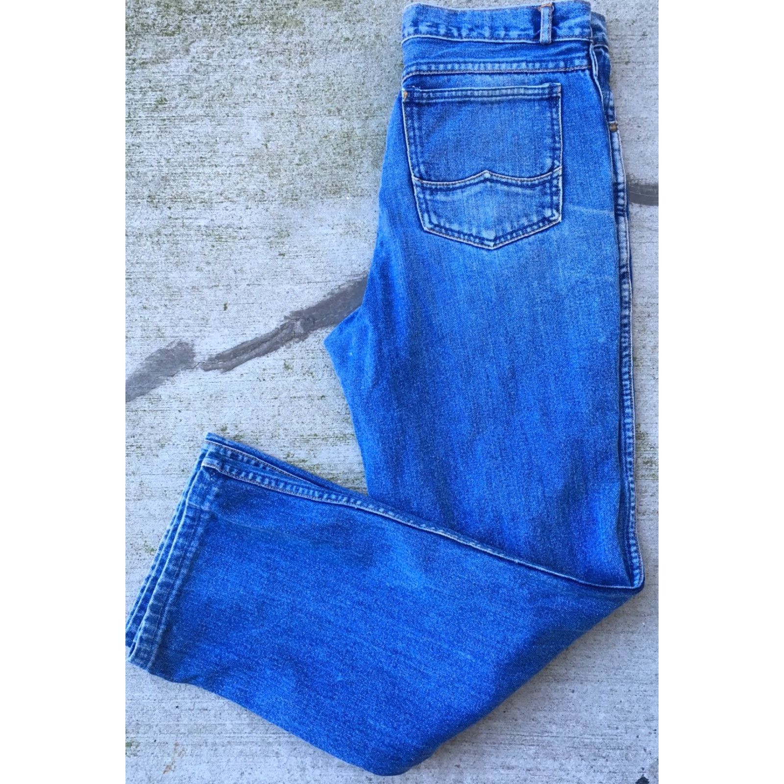 Vintage **VINTAGE Generra Jeans Men 33 Blue Classic Straight Leg 29 Inseam** User: **VINTAGE Generra Men's 33 Straight Leg Blue Jeans 29 Inseam** Size US 33 - 7 Thumbnail