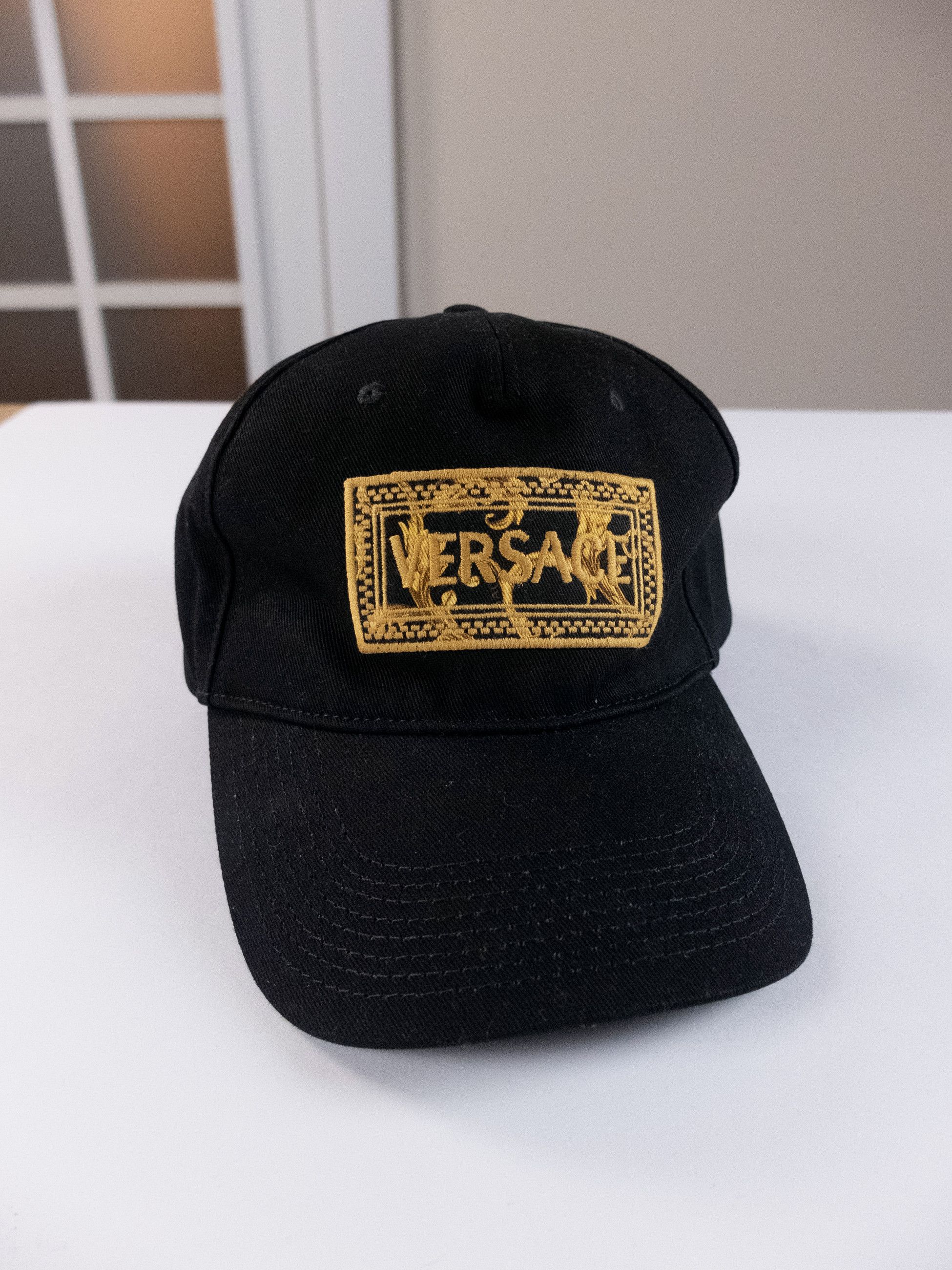 Versace VERSACE black gold logo cotton baseball cap hat 58 Medium Size ONE SIZE - 1 Thumbnail