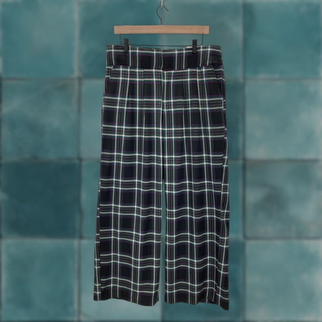 Torrid Torrid Pants Womens 12 Regular Delilah Plaid Wide Leg Studio Crepe High Rise NWT Size 34" / US 12 / IT 48 - 1 Thumbnail