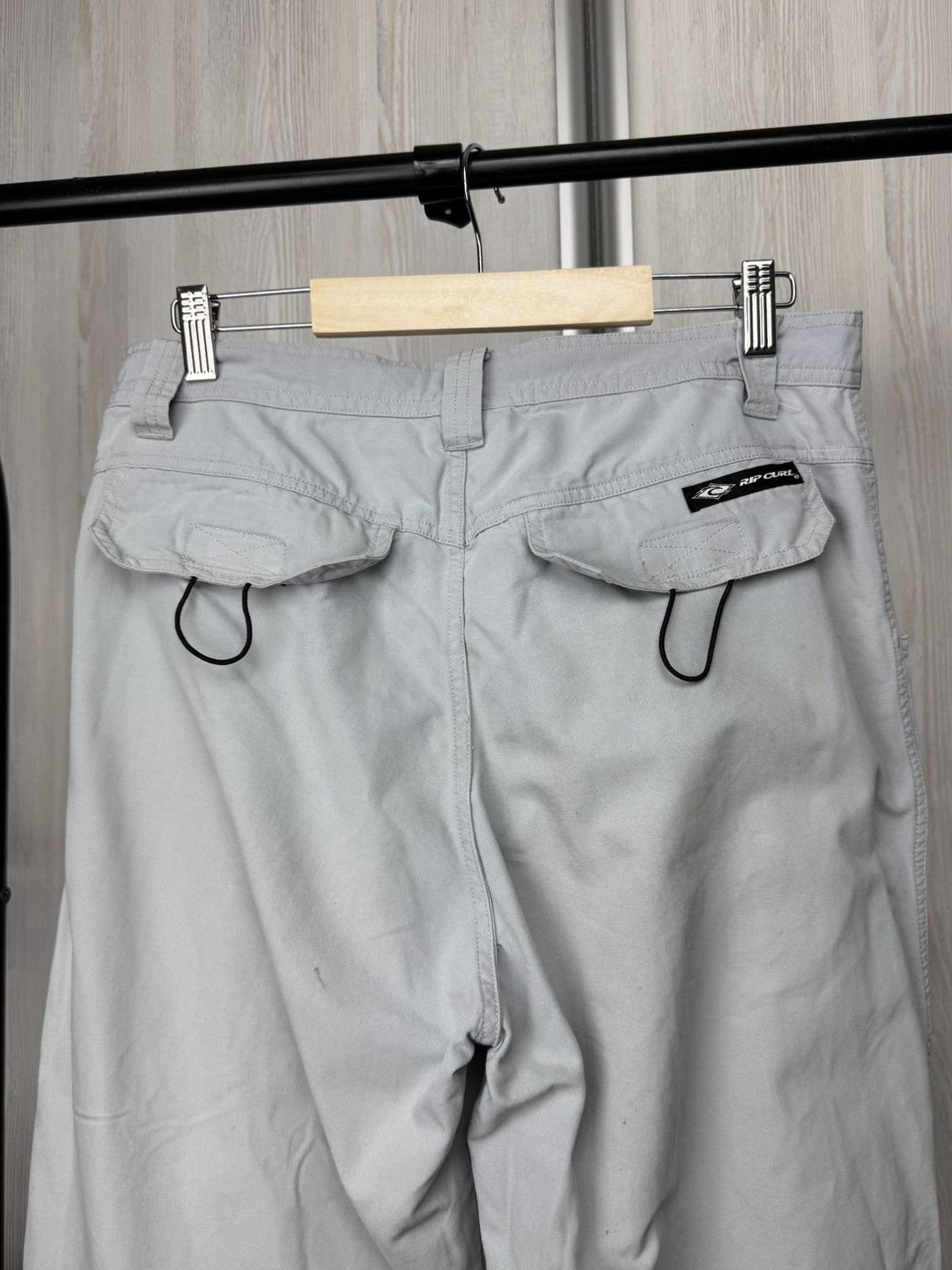 Rip Curl Rip Curl vintage grey embroidery logo used surf pants Size US 32 / EU 48 - 9 Thumbnail