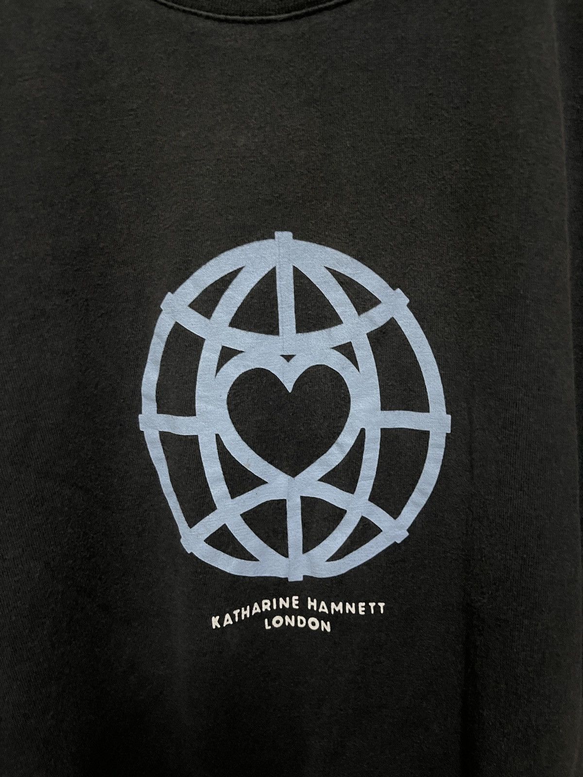 Katharine Hamnett London × Vintage Vintage Katharine Hamnett T Shirt Faded Size US M / EU 48-50 / 2 - 6 Thumbnail