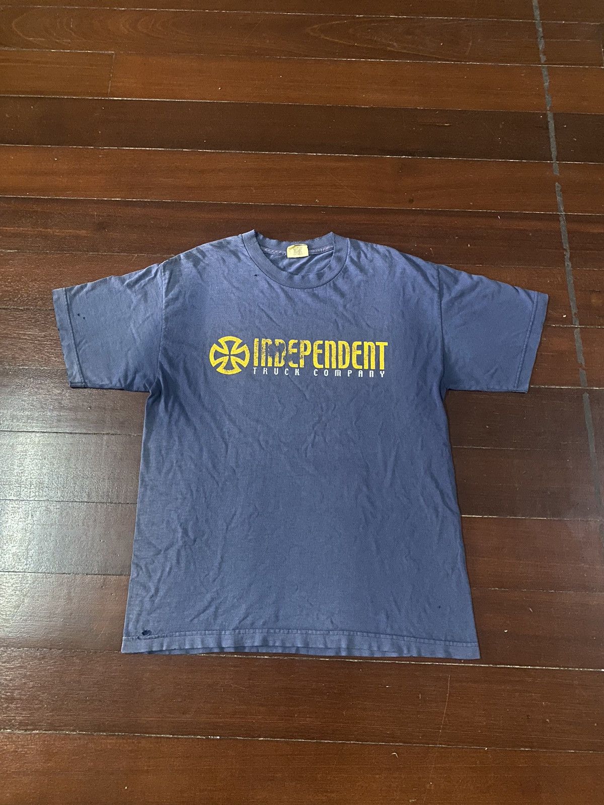 Independent Truck Co. FIRE 🔥🔥 VINTAGE 90s INDEPENDENT TRUCK COMPANY BOX LOGO faded Size US L / EU 52-54 / 3 - 1 Thumbnail