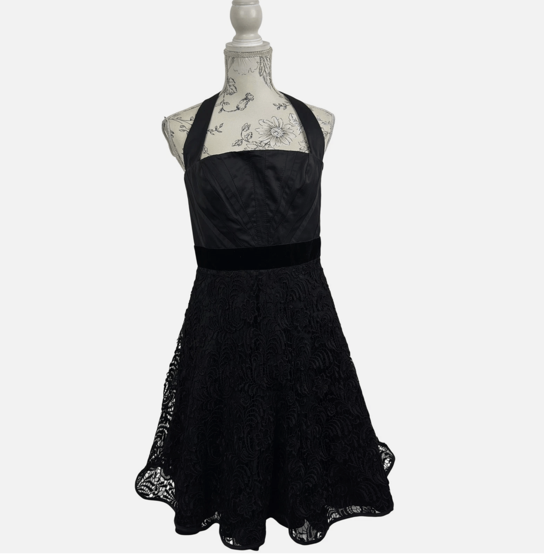 Karen Millen Karen Millen Black Halter Lace Fit Flare Party Dress NWT Size M / US 6-8 / IT 42-44 - 4 Thumbnail