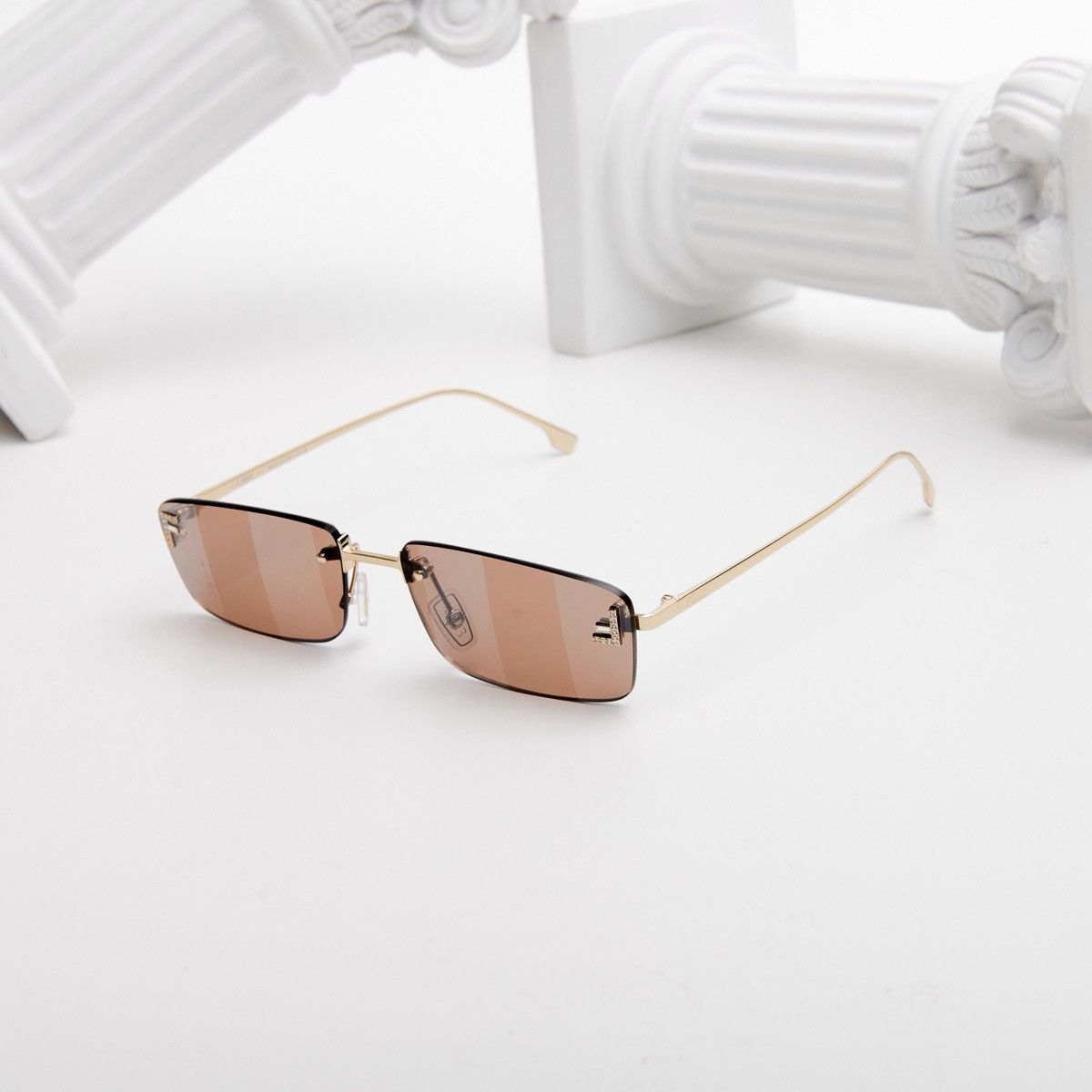 Fendi FENDI FE4172US 32G SUNGLASSES Size ONE SIZE - 1 Thumbnail