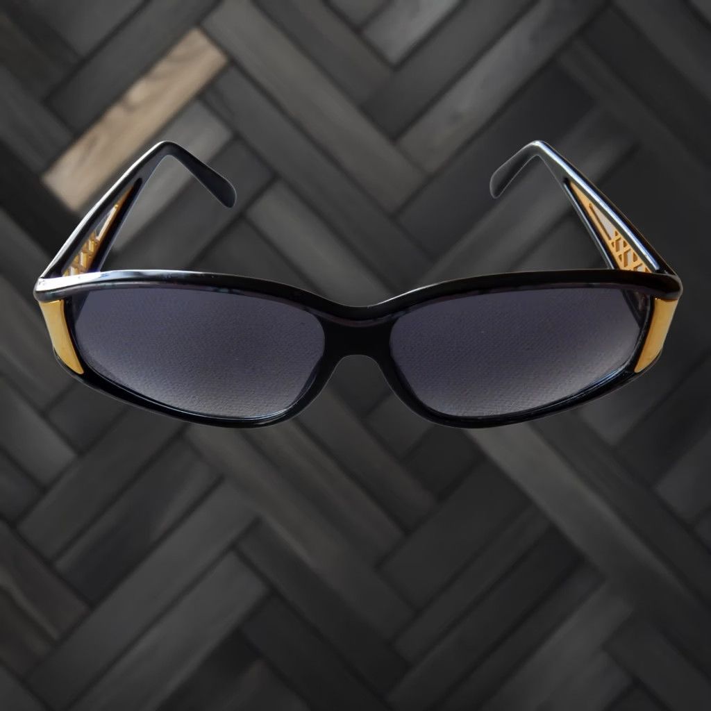 Laura Biagiotti VTG Laura Biagiotti Sunglasses Women Gold&Purple Frame Sunglasses Size ONE SIZE - 1 Thumbnail