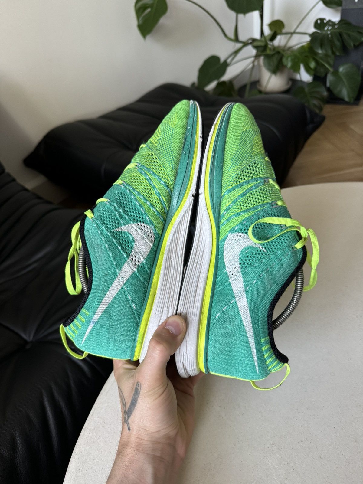 Nike Nike Flyknit Trainer Volt Kanye West YeKnit Og 2012 9.5US Size US 9.5 / EU 42-43 - 8 Thumbnail