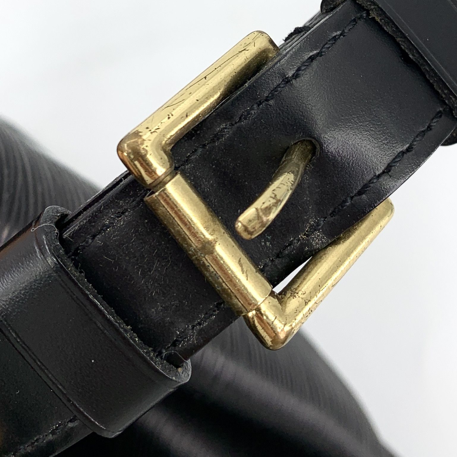 Louis Vuitton Louis Vuitton Epi Leather Bucket Bag – Black (25×18×27cm) Size ONE SIZE - 2 Thumbnail