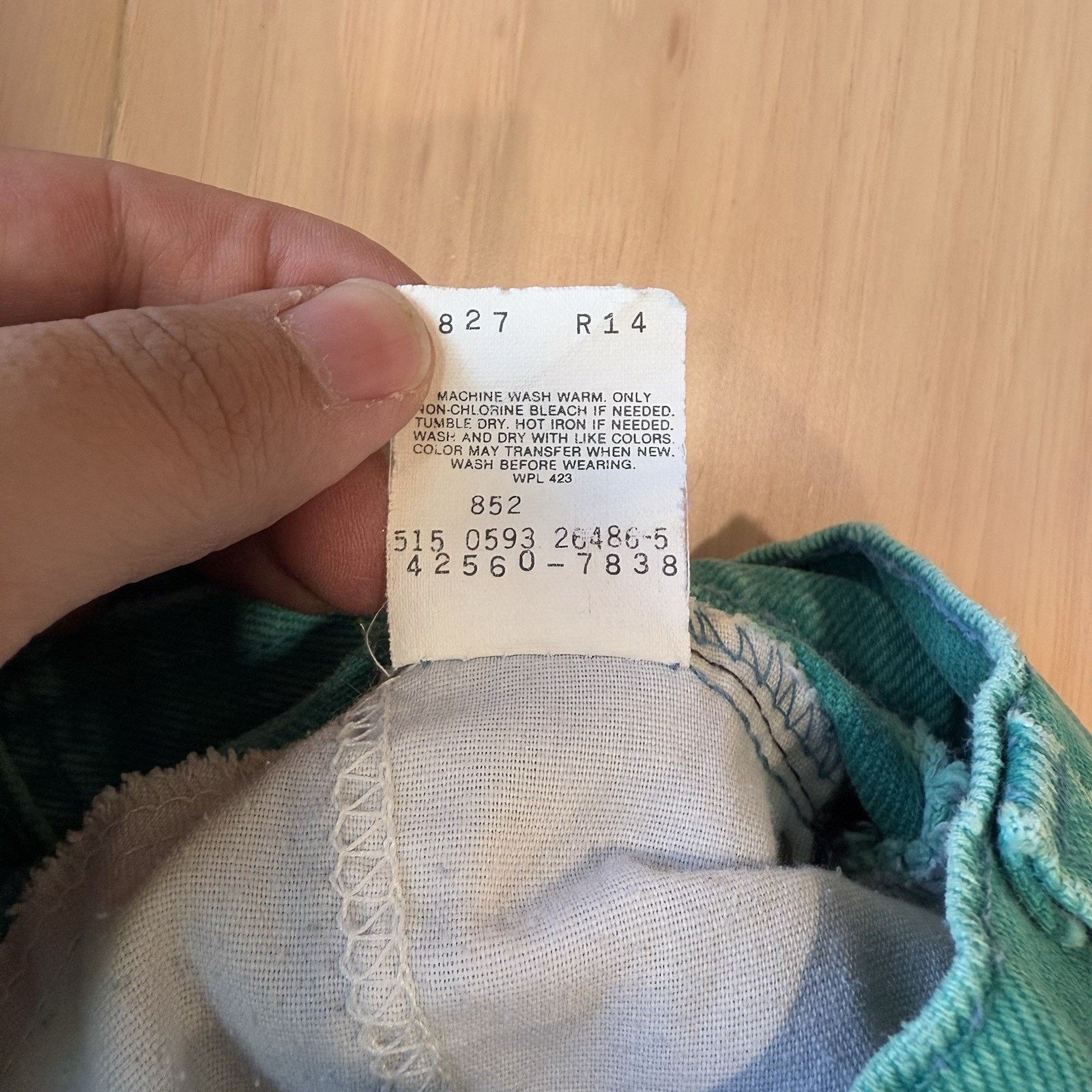 Levi's Vintage Levis 560 Jeans 35 Teal Made In USA 80s Relaxed Size US 35 - 6 Thumbnail