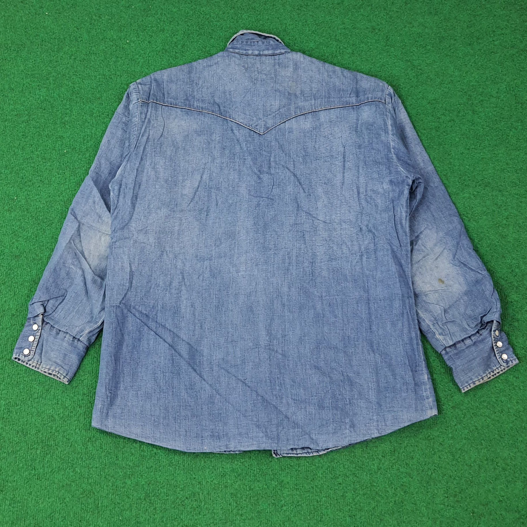 Blue Blue Japan Vintage Blue Blue Japan Denim Button Up Jacket C249N13 Size US M / EU 48-50 / 2 - 3 Thumbnail