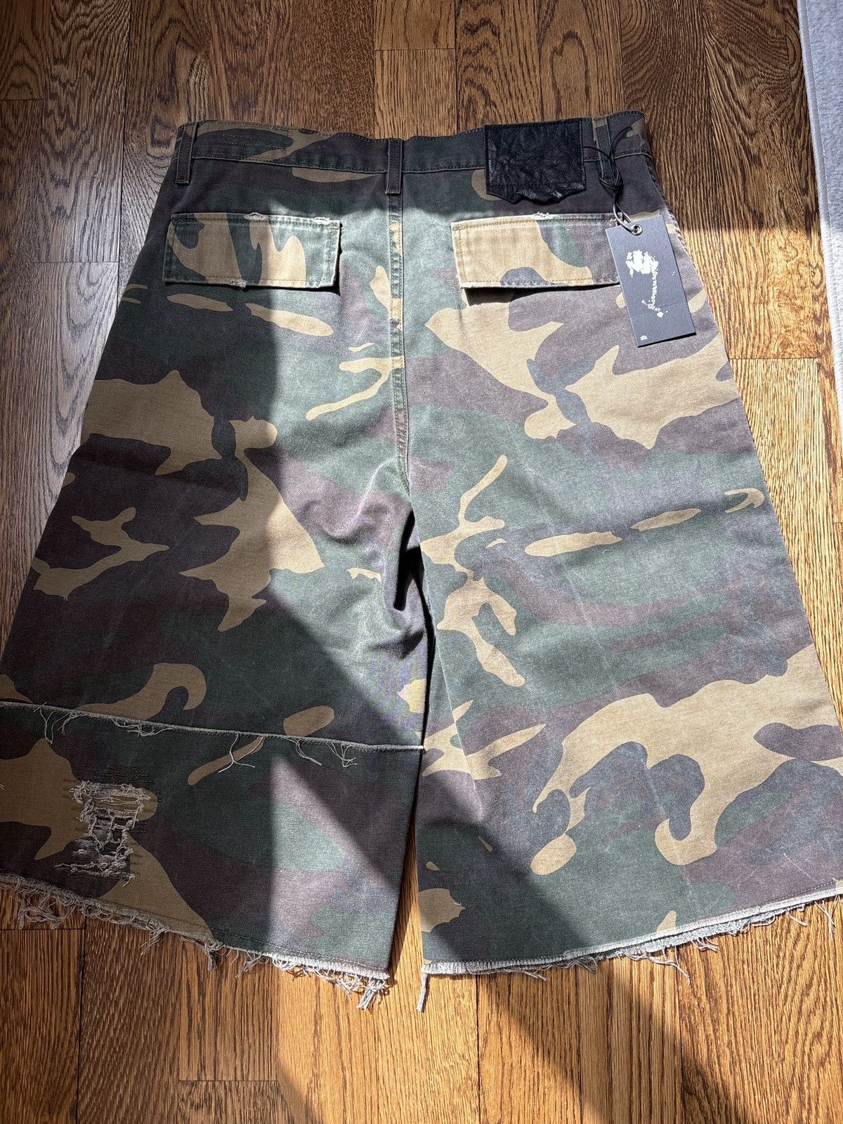 K-Two Studios K two distressed camo pants Size US 32 / EU 48 - 1 Thumbnail