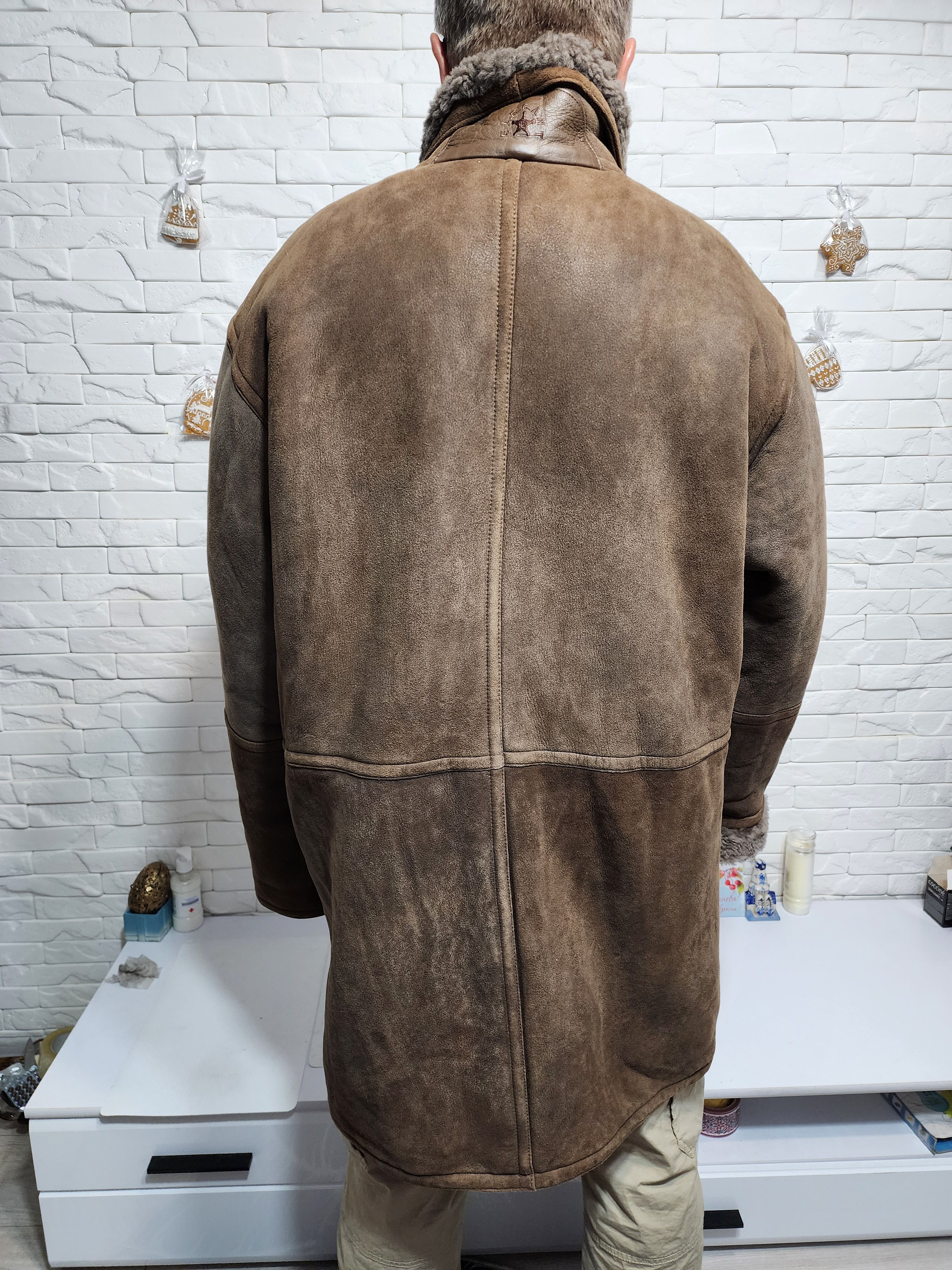 Furla Men's Brown Sheepskin Coat: Genuine Fur, Button Closure Size US XXL / EU 58 / 5 - 4 Thumbnail