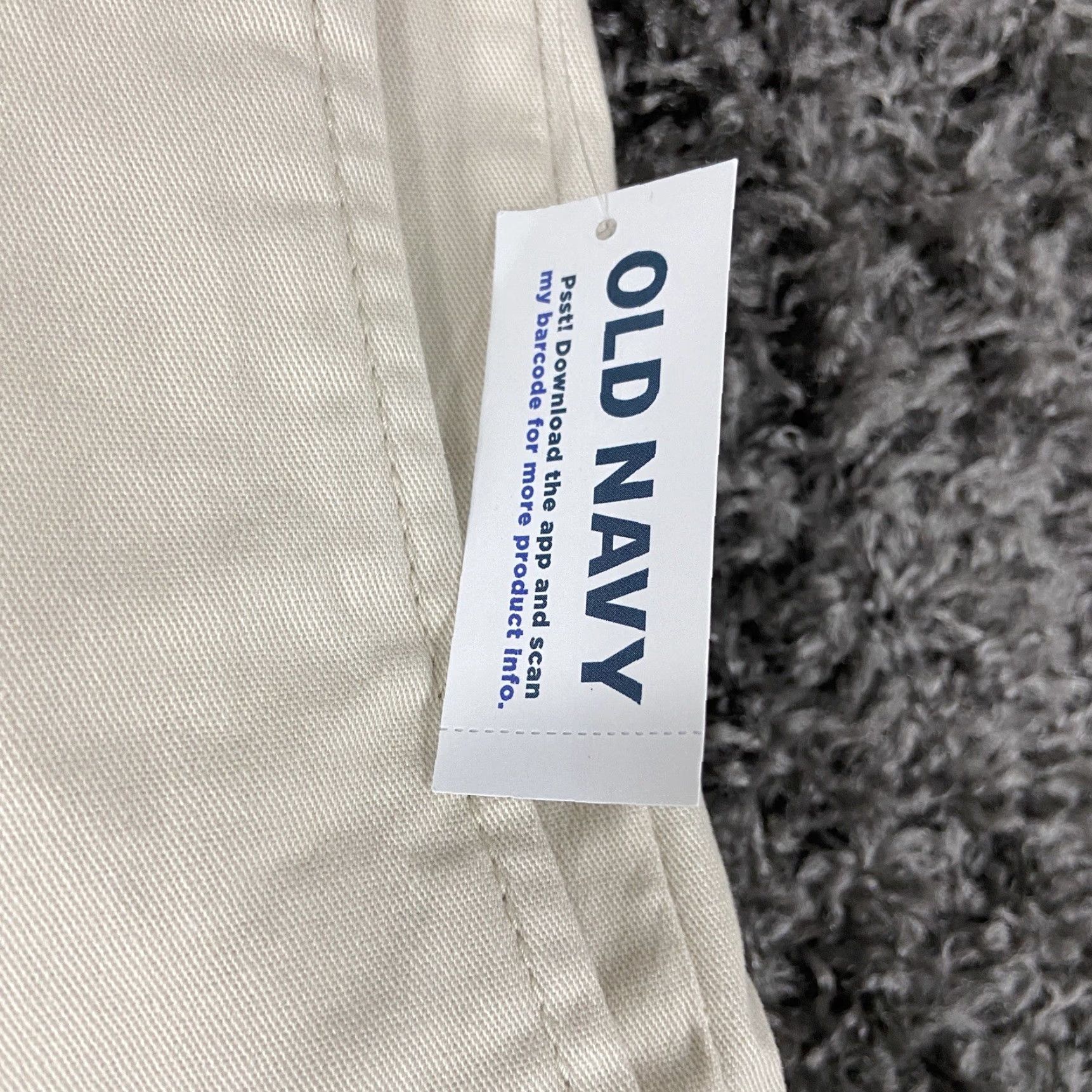 Old Navy Old Navy Slim Built In Flex Shorts Adult 40 White Mens Size US 40 / EU 56 - 4 Thumbnail
