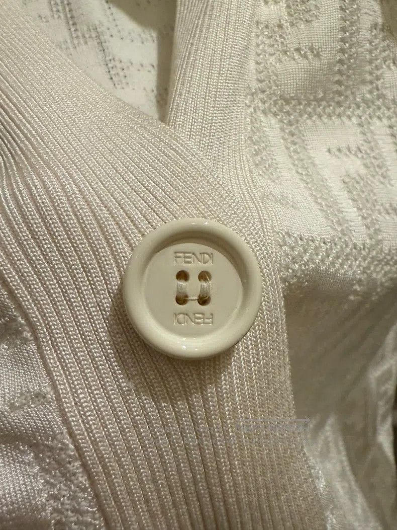 Fendi Fendi White Cardigan with Classic Double F Pattern Size XS / US 0-2 / IT 36-38 - 3 Thumbnail