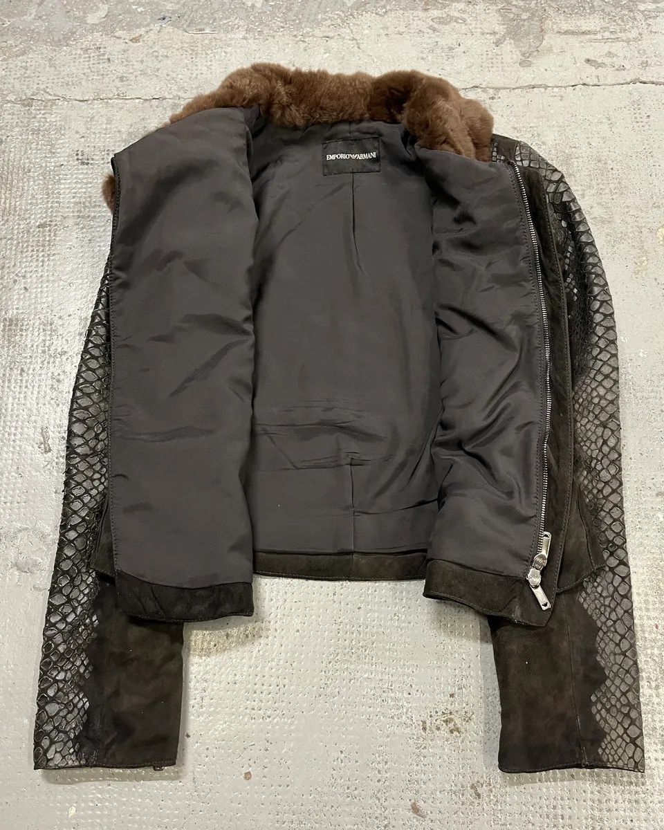Emporio Armani AW2008 Emporio Armani Black Leather Fur Collar Snake Skin Effect Jacket Size M / US 6-8 / IT 42-44 - 9 Thumbnail