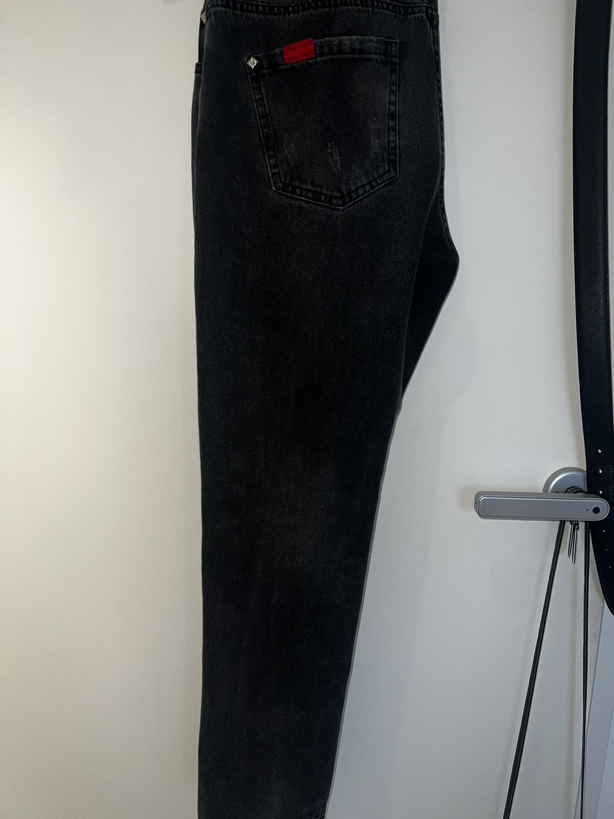 John Richmond John Richmond “It’s Only Rock N Roll” BlackDistressedJeans34 Size US 34 / EU 50 - 16 Thumbnail