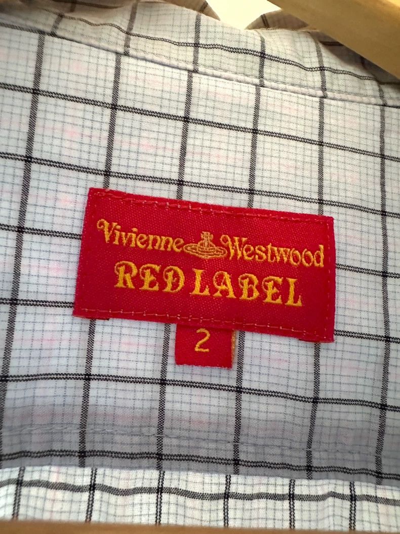 Vivienne Westwood Vivienne Westwood A collarless shirt. A shirt. An overcoat Size M / US 6-8 / IT 42-44 - 5 Thumbnail