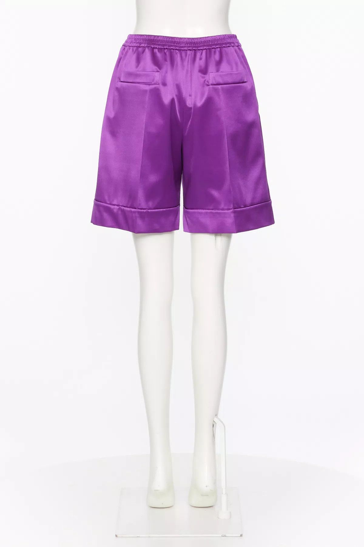 Valentino o1s1wg110426 Shorts in Violet Size 27" / US 4 / IT 40 - 3 Thumbnail