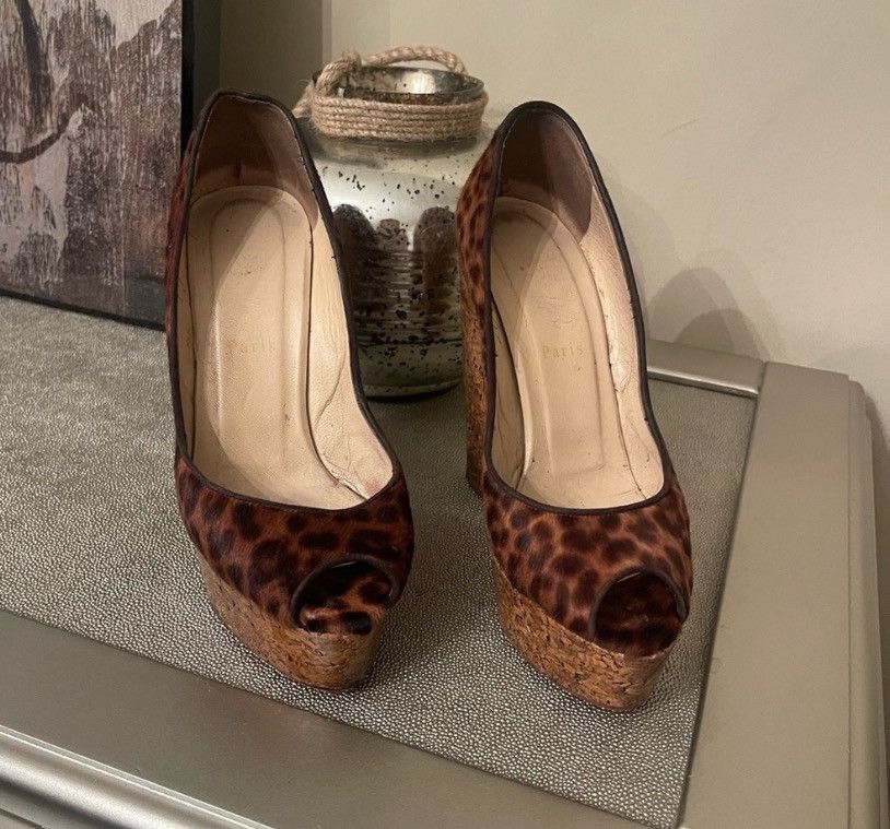 Christian Louboutin Christian Louboutin Wedges Size US 7.5 / IT 37.5 - 2 Thumbnail