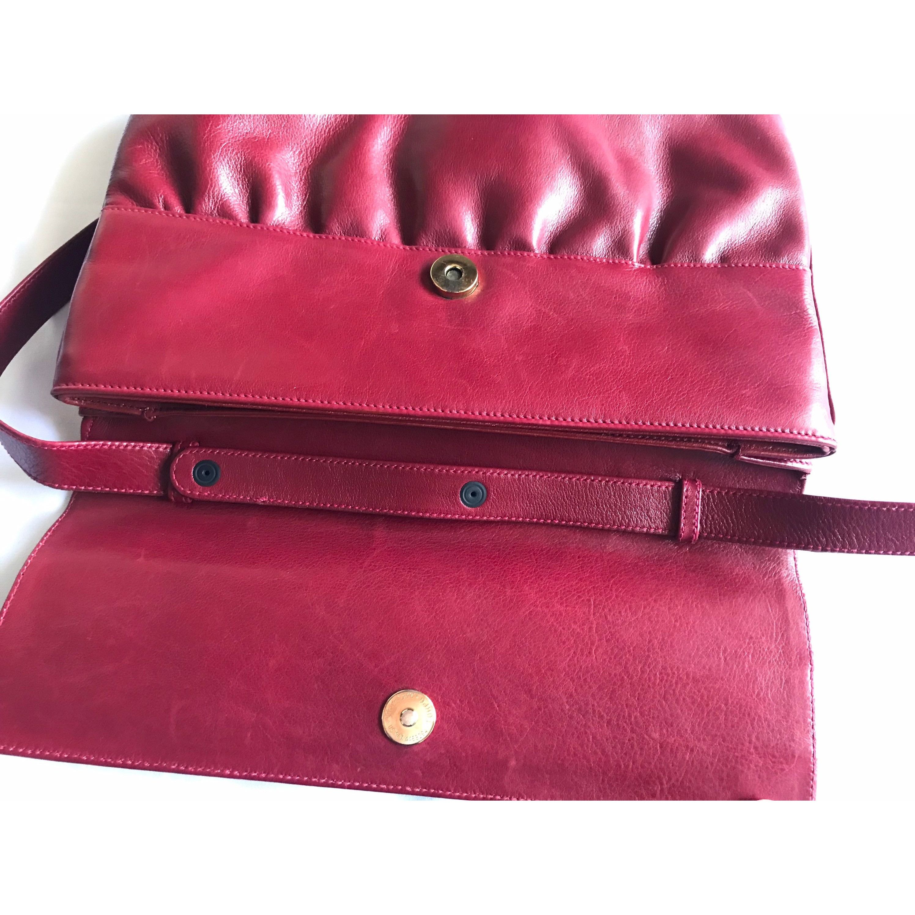 Gucci Vintage GUCCI wine red shoulder bag with GG engraved flap Size ONE SIZE - 8 Thumbnail