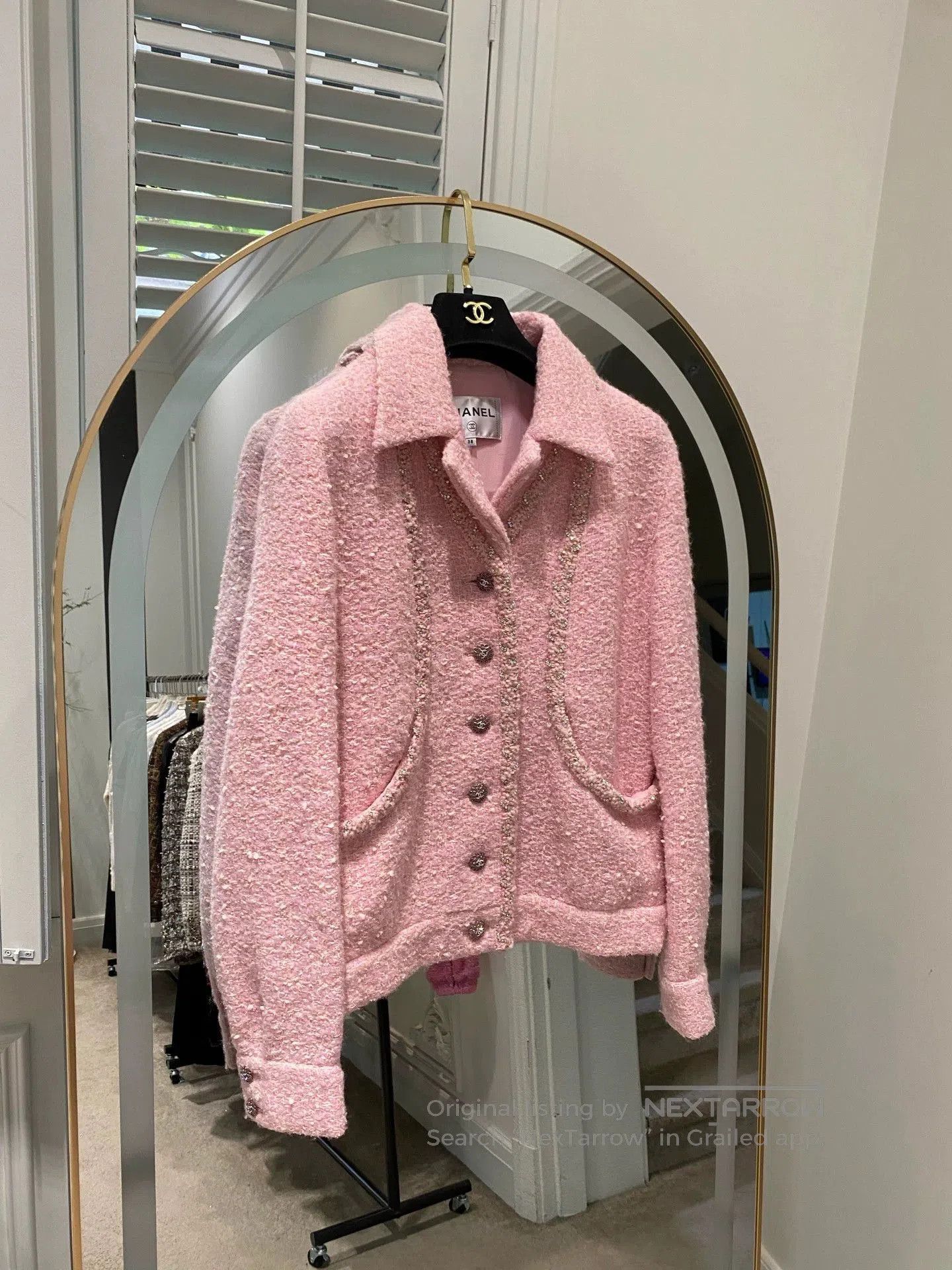 Chanel Chanel Pink Glass Button Jacket FR38. Size US M / EU 48-50 / 2 - 1 Thumbnail