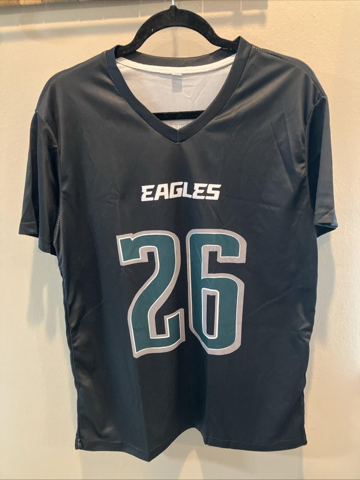 NFL Youth Large NFL Eagles Barkley Moisture Wicking T Shirt Size US L / EU 52-54 / 3 - 1 Thumbnail