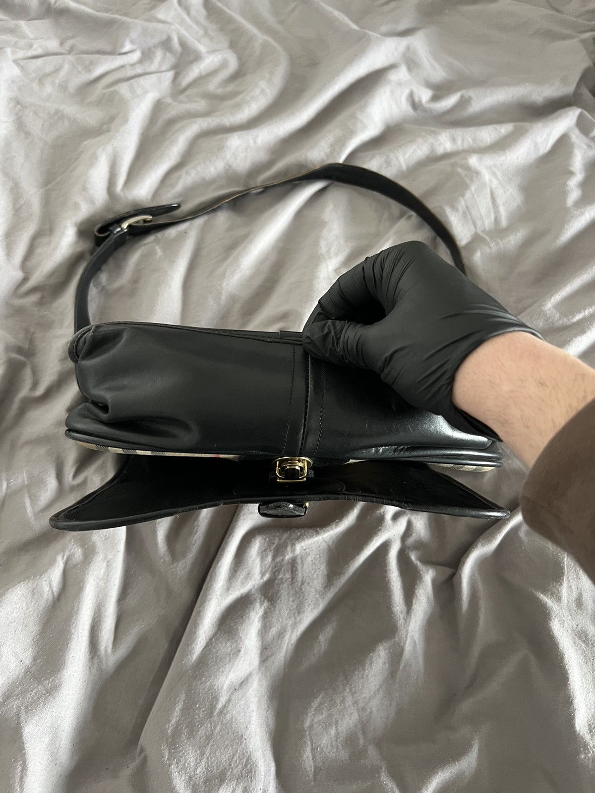 Burberry × Designer × Vintage Burberry Bag Vintage Nova Check London Y2k Size ONE SIZE - 16 Thumbnail
