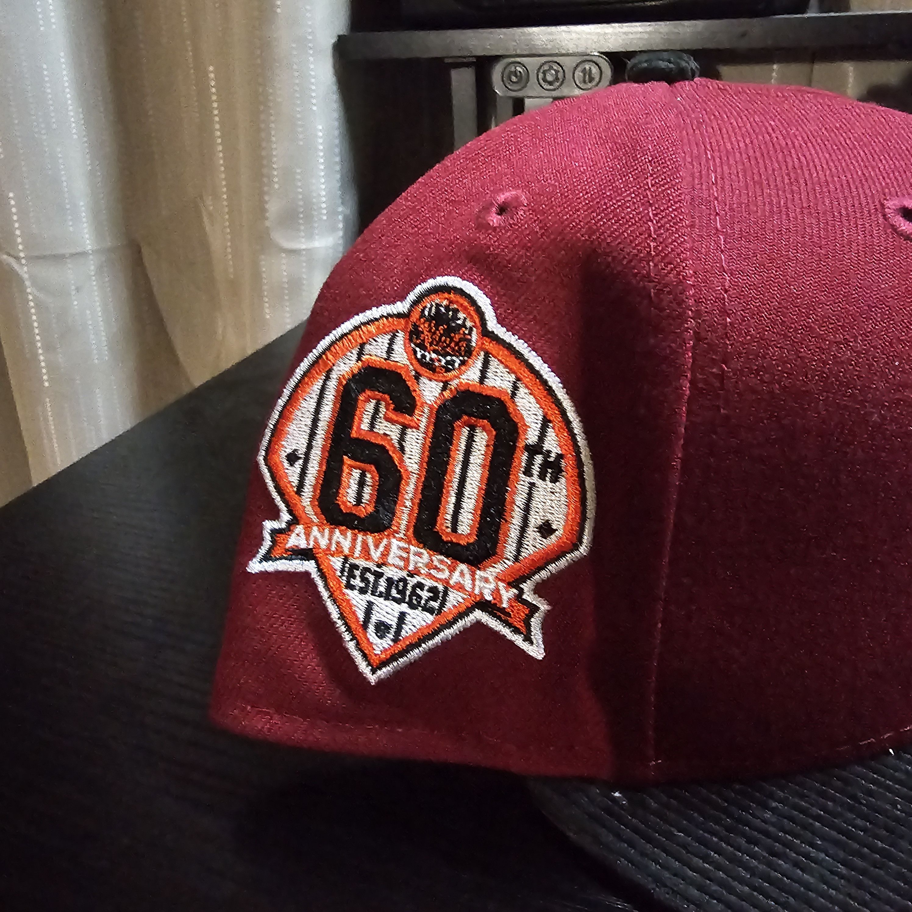 New Era Mr Met Burgundy Corduroy brim Size ONE SIZE - 2 Thumbnail