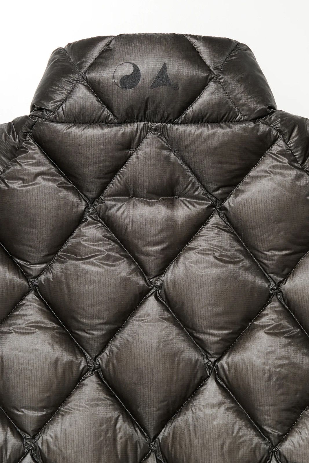 Our Legacy × ROA NUNA 800 FP HOODED DOWN JACKET Size US S / EU 44-46 / 1 - 12 Thumbnail
