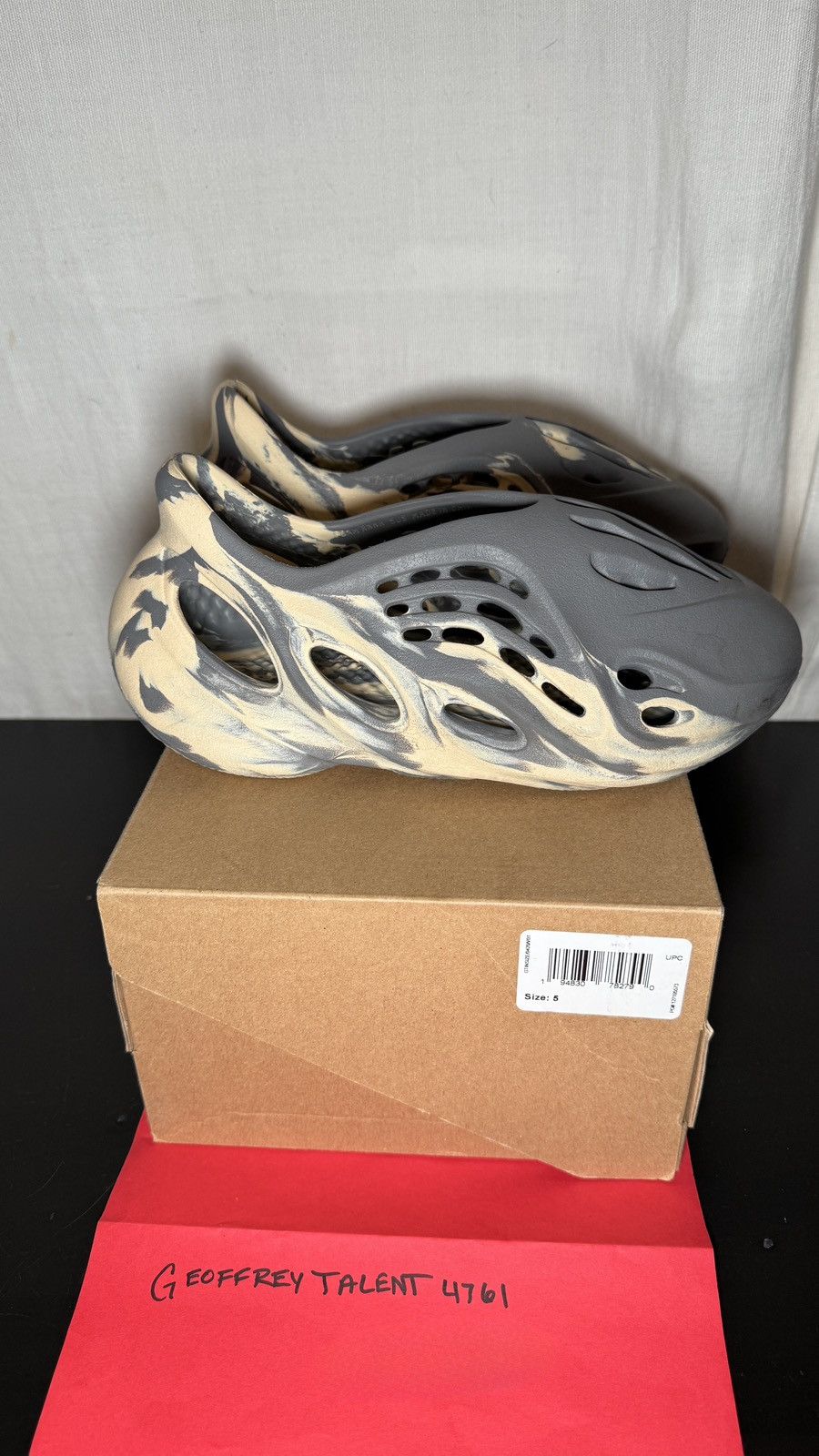 Yeezy Adidas Yeezy Foam Runner “MX Grey” – Size US 5 – No Box Size US 5 / IT 35 - 4 Thumbnail
