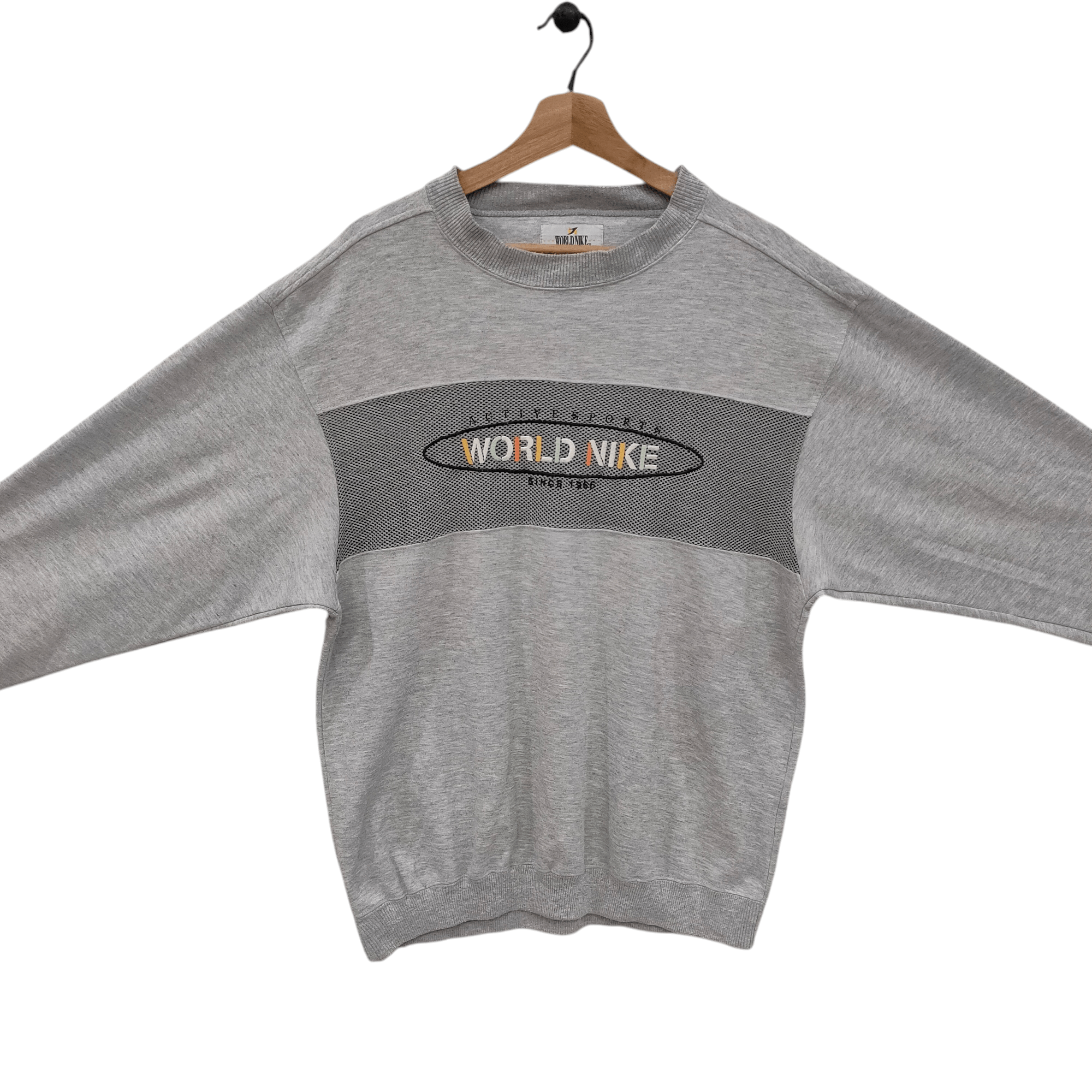Vintage Vintage Nike World Mesh Panel Crewneck Athletic Streetwear Size US L / EU 52-54 / 3 - 2 Thumbnail
