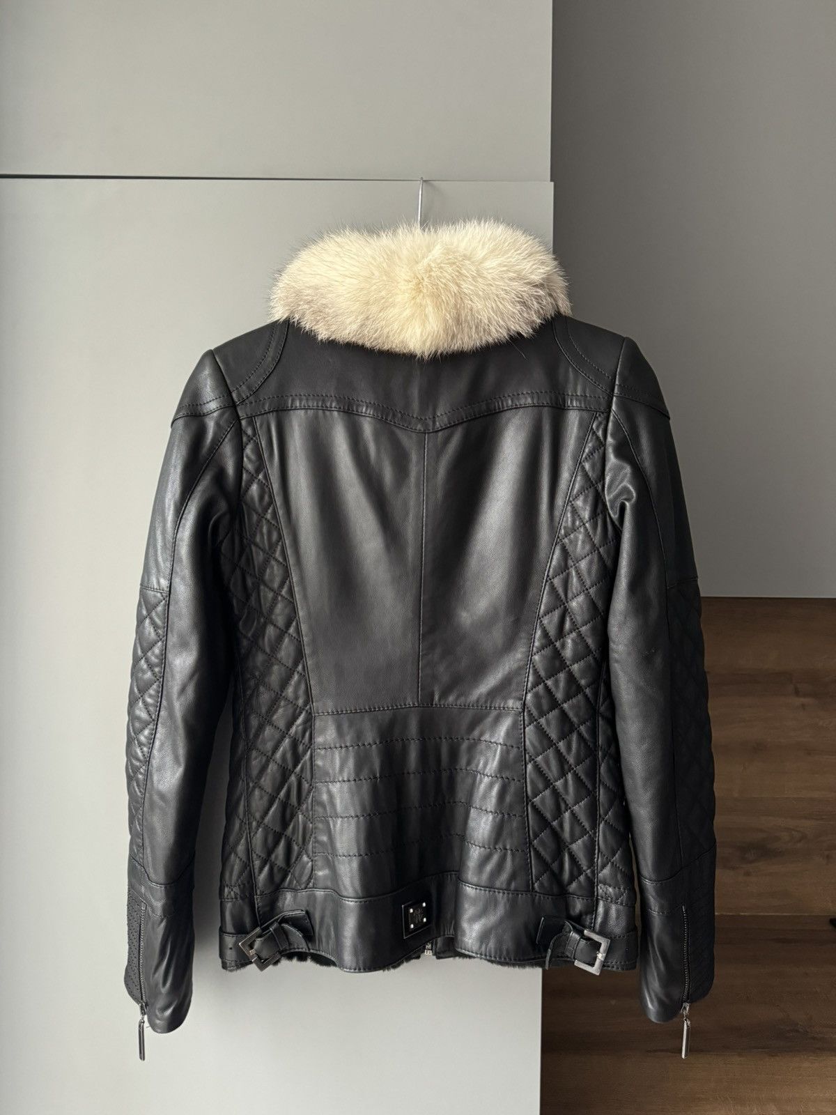 Roberto Cavalli Roberto Cavalli 2000’s Leather Textured Fur Moto Jacket Size XS / US 0-2 / IT 36-38 - 5 Thumbnail