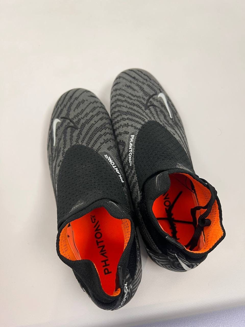 Nike Nike Phantom Gx soccer size US 8 Size US 8 / EU 41 - 14 Thumbnail