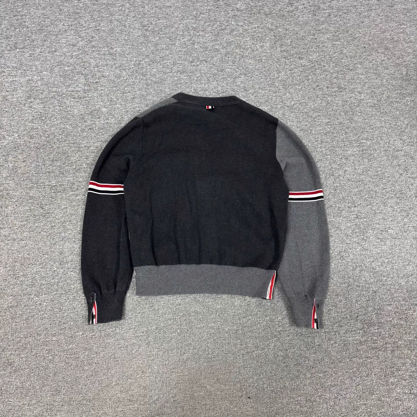 Thom Browne TB color blocked striped sleeve knit cardigan 3 Size US L / EU 52-54 / 3 - 2 Thumbnail