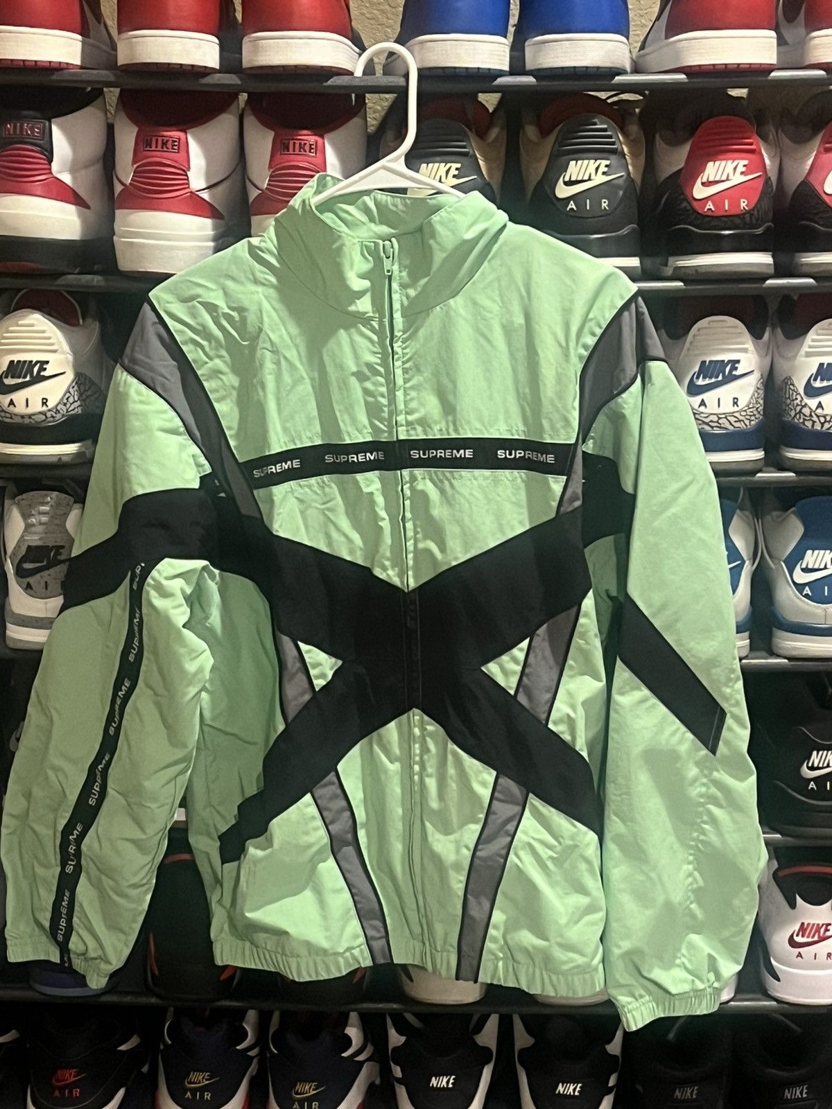 ジャケット・アウター Supreme Frank Frazetta Track Jacket Supreme/Frank Frazetta Track Jacket | Supreme 24fw