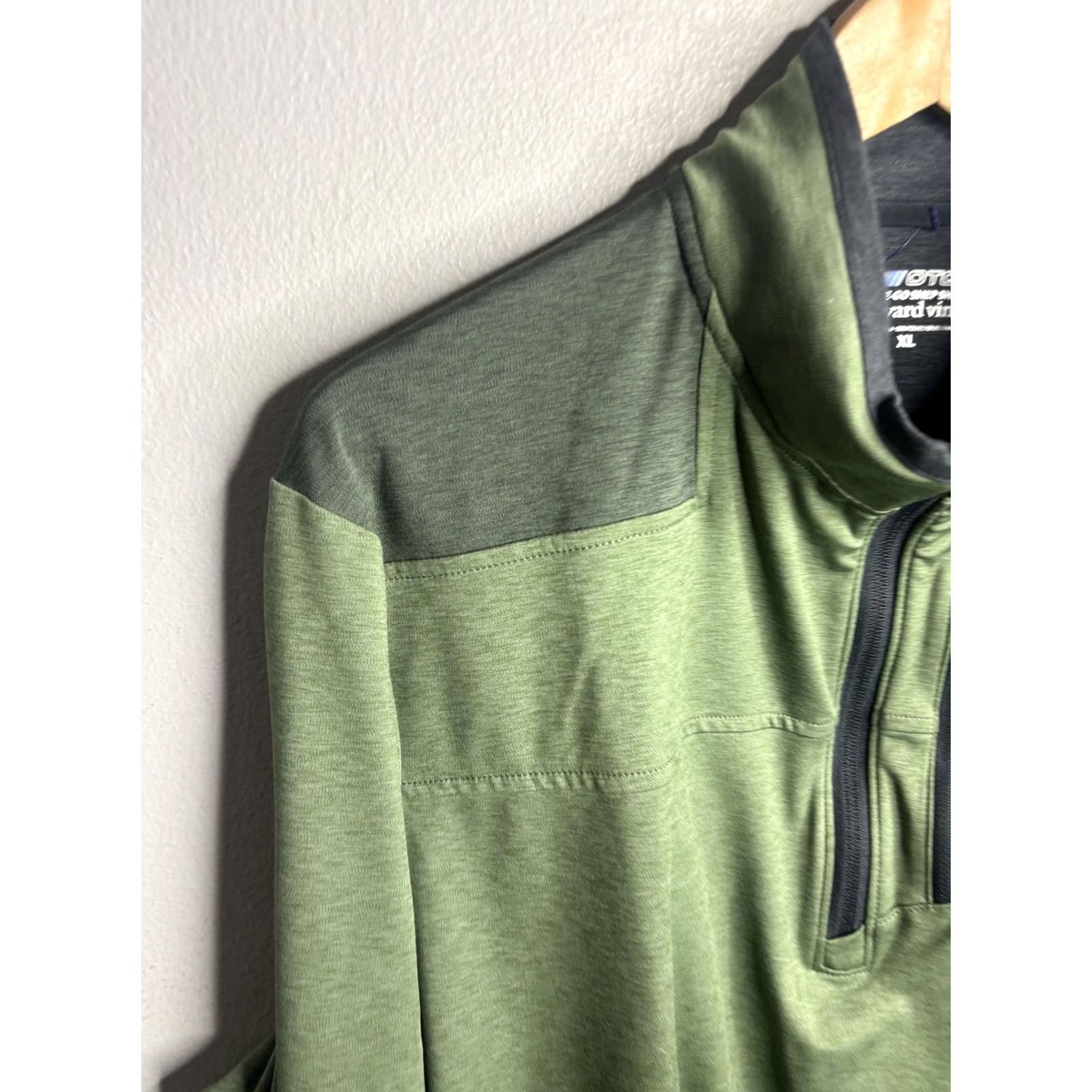 Vineyard Vines Vineyard Vines Pullover Mens XL Green On-The-Go Shep Shirt Quarter Zip Stretch Size US XL / EU 56 / 4 - 2 Thumbnail