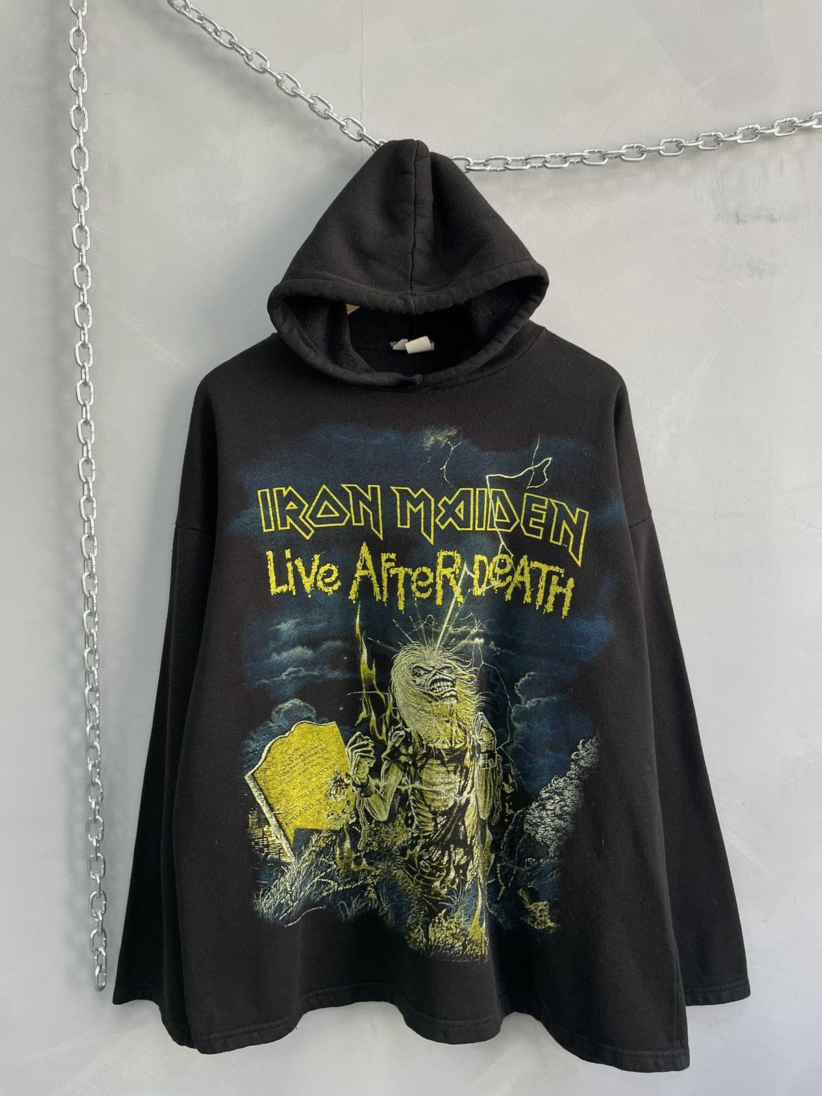 Iron Maiden Archive 90s Iron Maiden tour licensed hoodie Size US XL / EU 56 / 4 - 1 Thumbnail