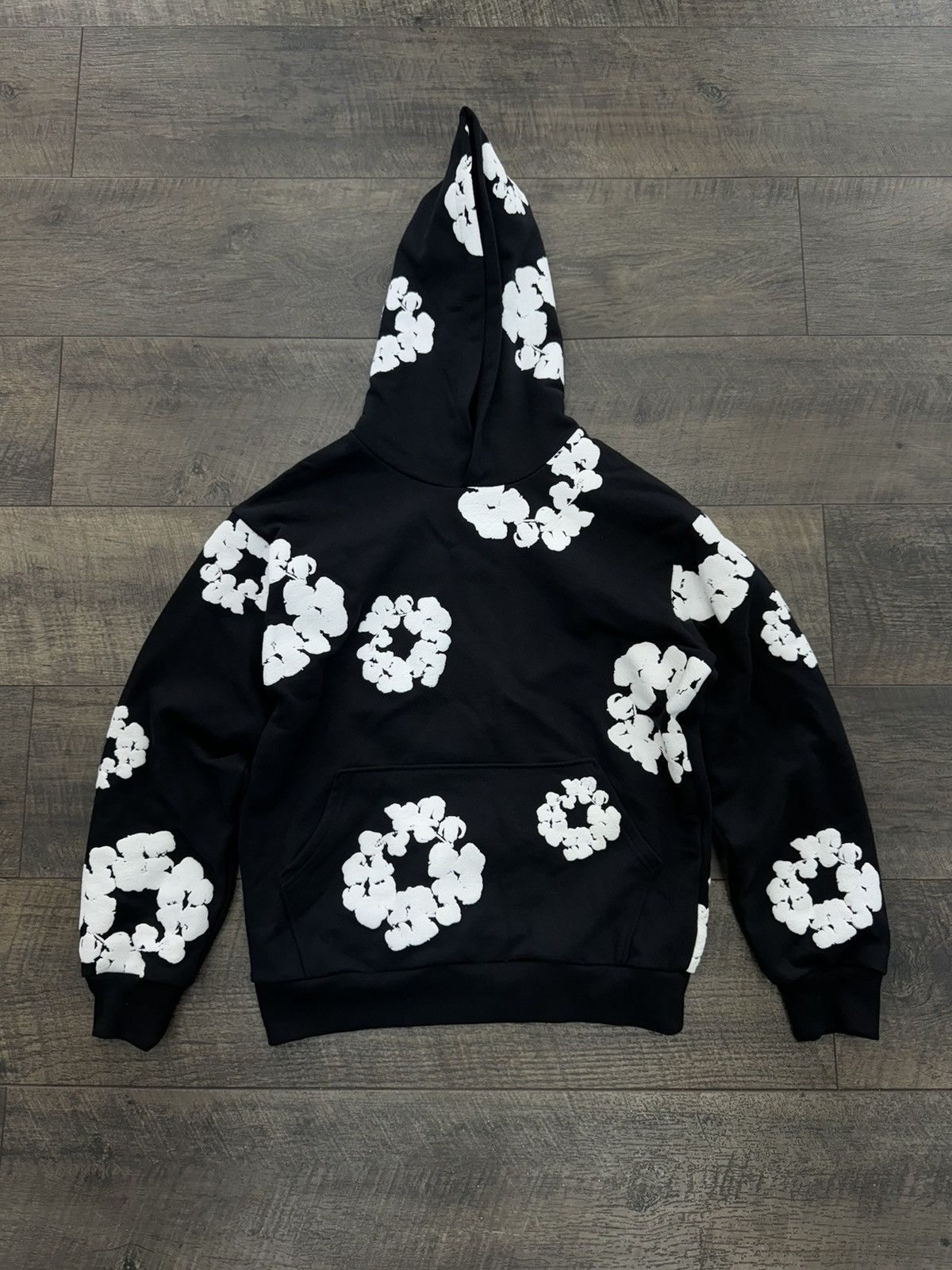 image of Denim Tears Wreath Hoodie Black (S), Men's (Size Small)