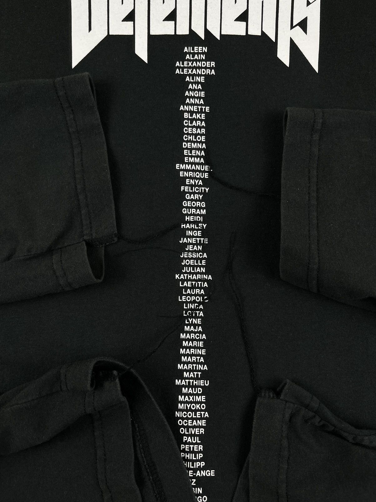 Vetements SS17 Vetements Staff Oversized Tour Hoodie Black Size US S / EU 44-46 / 1 - 4 Thumbnail