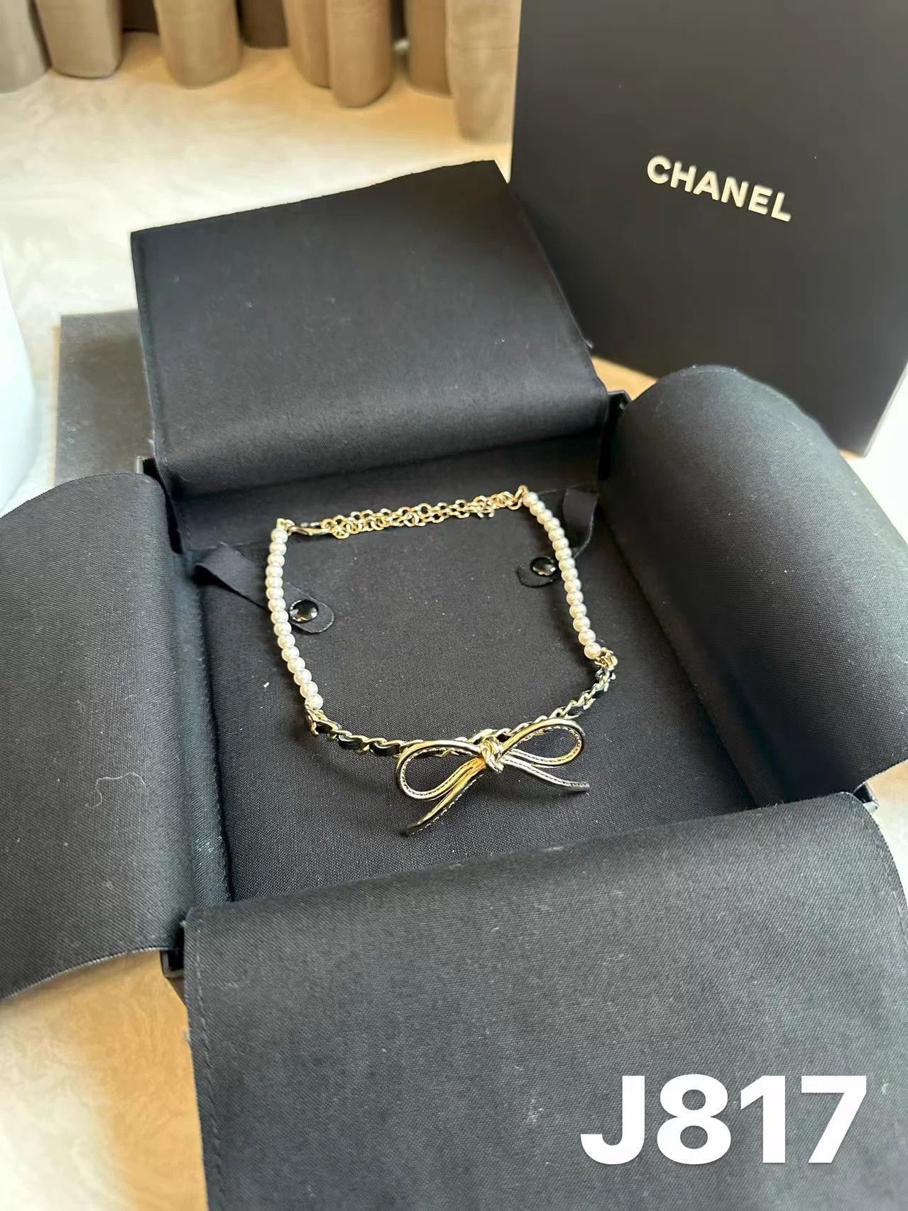 Chanel Chanel 22s Unused Bow Choker Pearl Leather Chain Size ONE SIZE - 4 Thumbnail