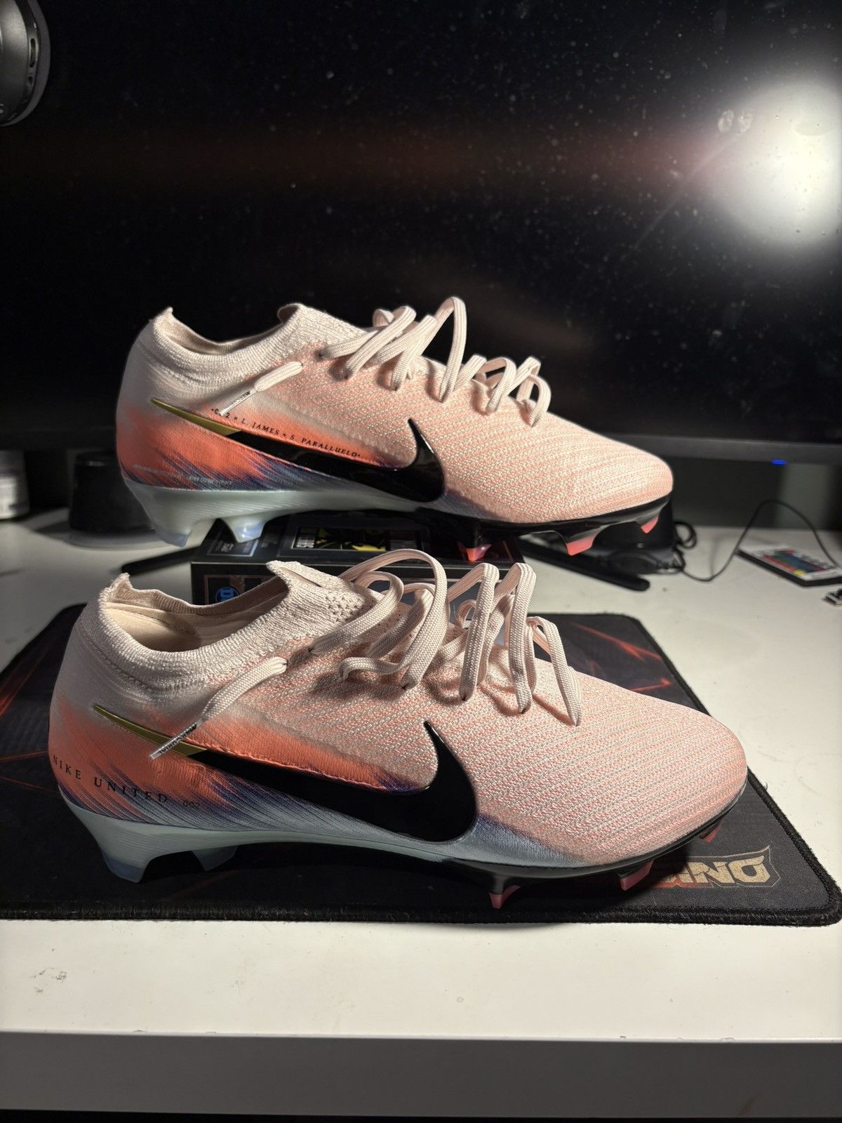 Nike Nike Mercurials Vapor 16 Elite Fg Size US 9 / EU 42 - 1 Thumbnail