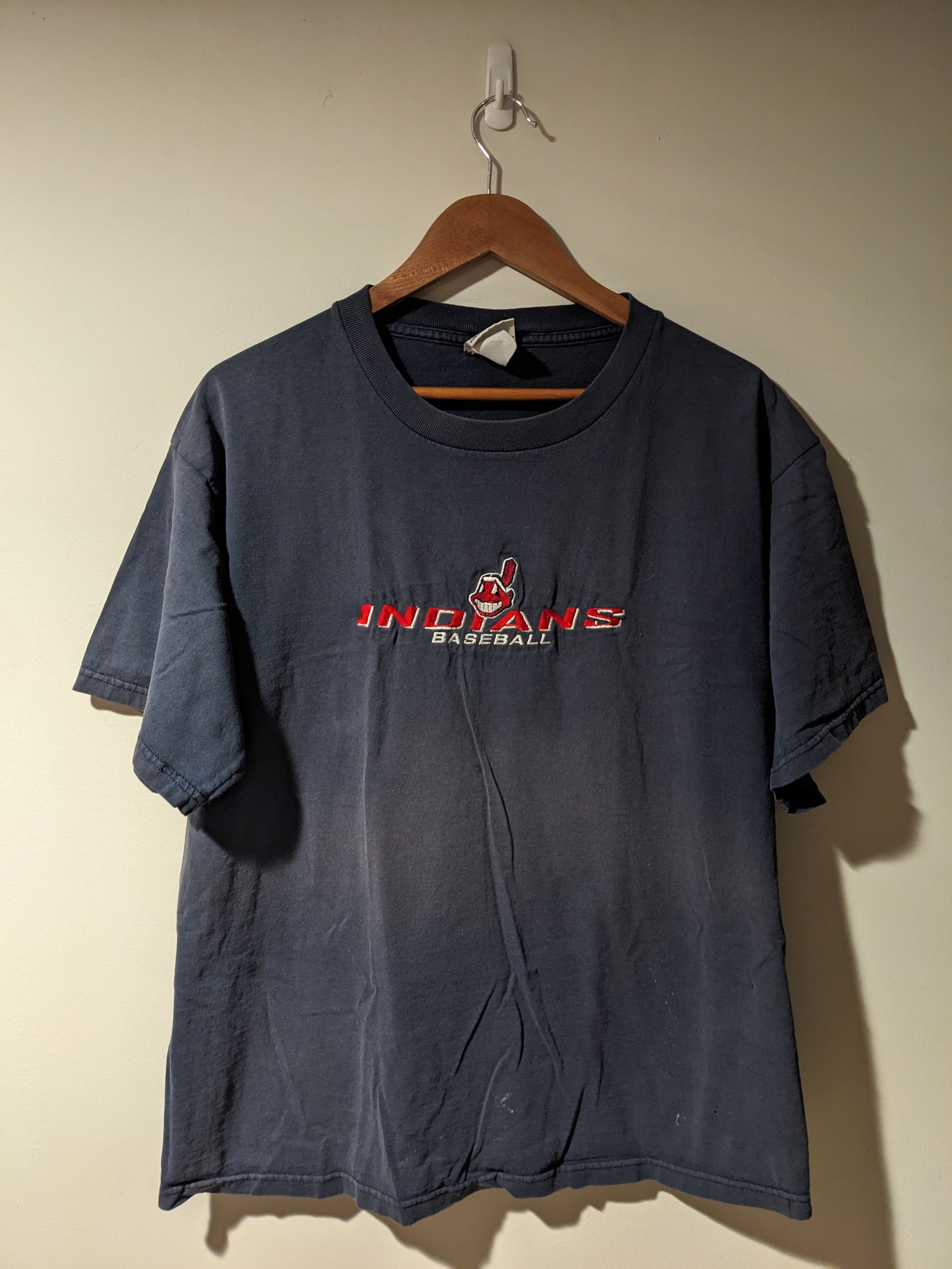 Vintage Vintage 90s Cleveland Indians Baseball MLB Sports T-Shirt Size US L / EU 52-54 / 3 - 1 Thumbnail