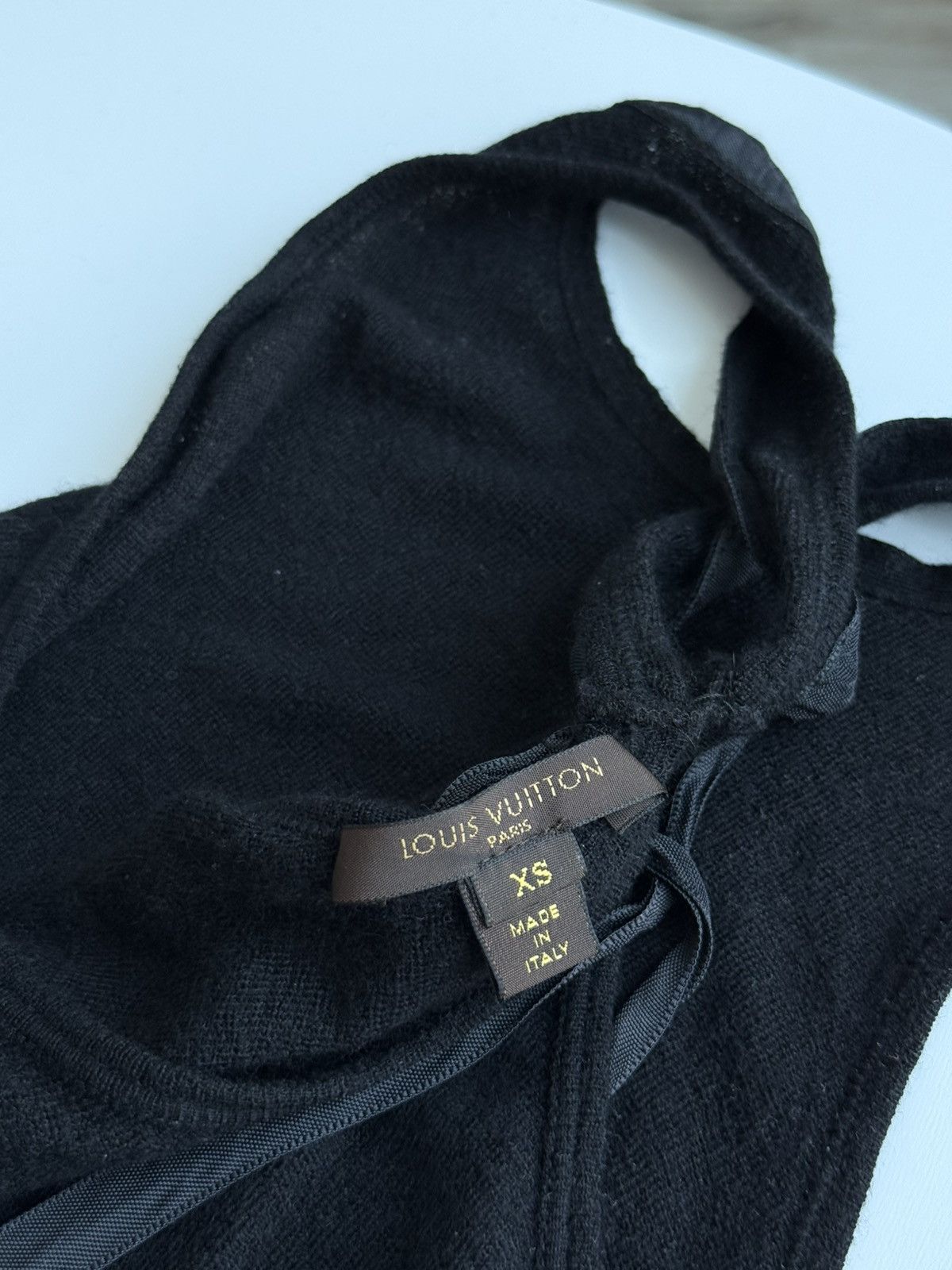 Louis Vuitton Louis Vuitton Cashmere Knit Halter Tank Top Size XS Blouse Size XS / US 0-2 / IT 36-38 - 11 Thumbnail