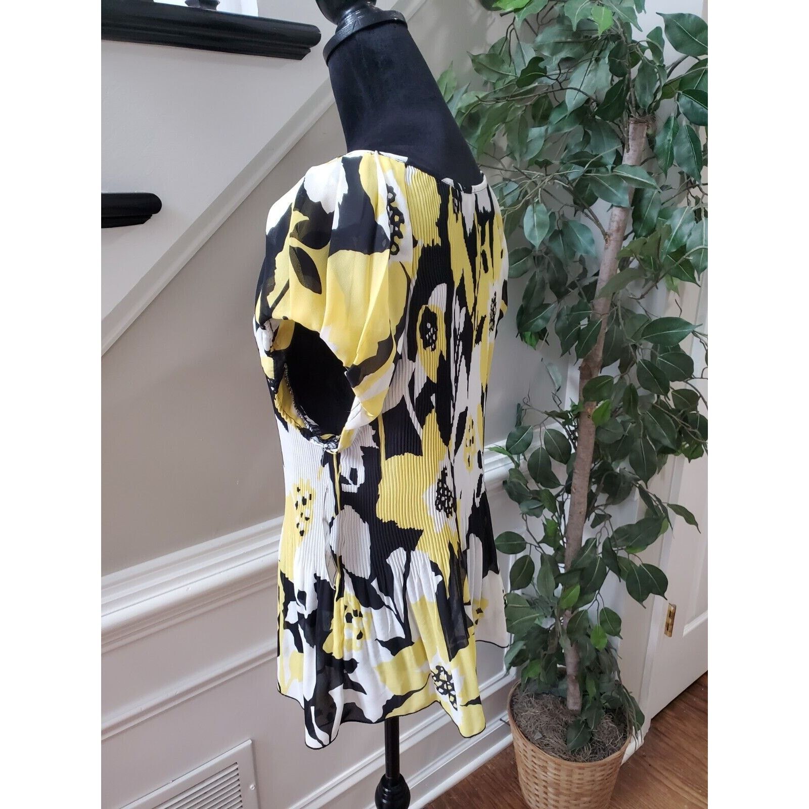 Other Nicola 100% Polyester Round Neck Short Sleeve Top Blouse L Size L / US 10 / IT 46 - 7 Thumbnail