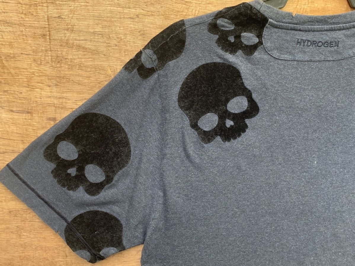 HYDROGEN Rare Hydrogen Velvet Skulls Print Long Sleeve Shirt Size US L / EU 52-54 / 3 - 15 Thumbnail