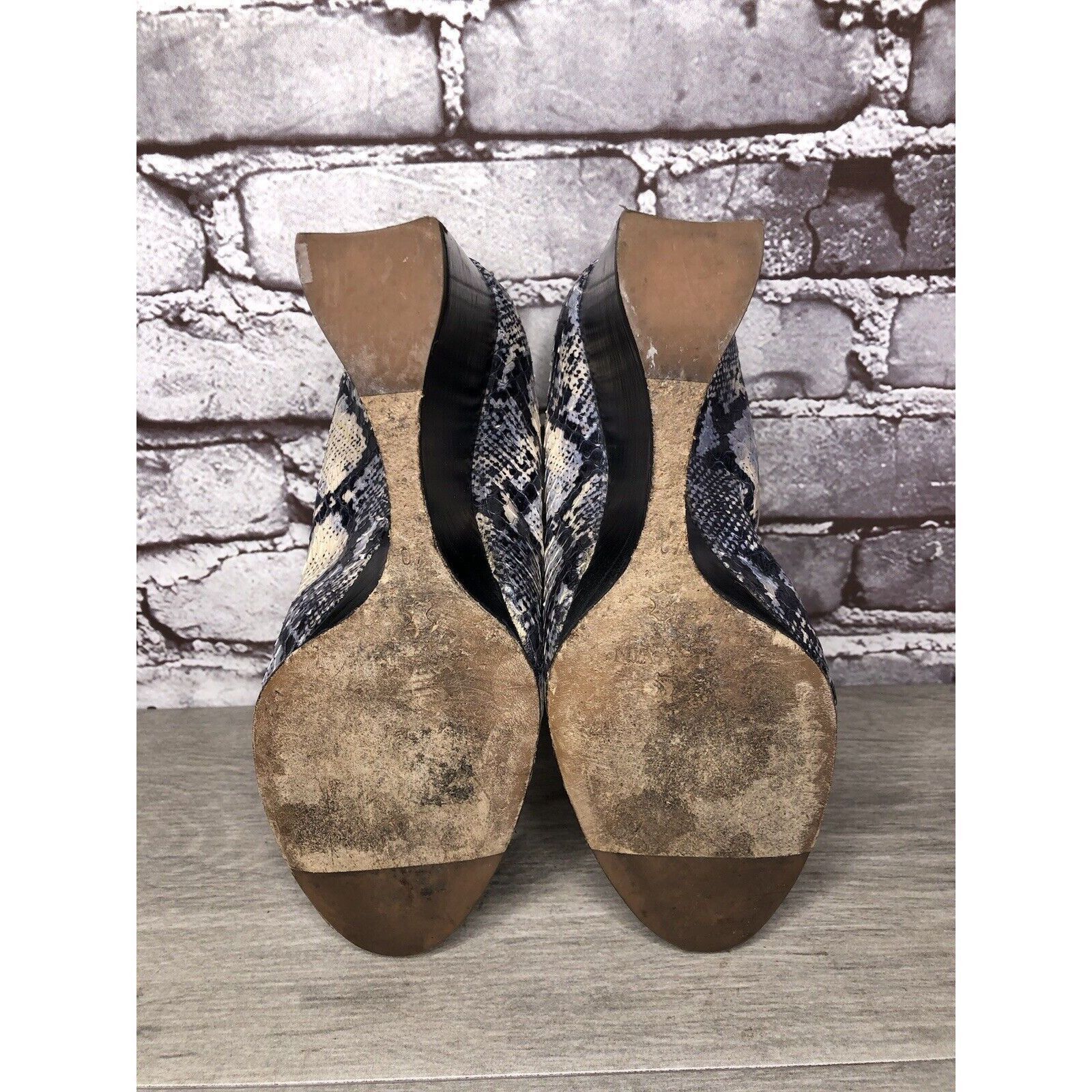 Lanvin LANVIN Ivory Blue Snake Print Leather Ballerina Pumps Wedges Size US 9.5 / IT 39.5 - 7 Thumbnail