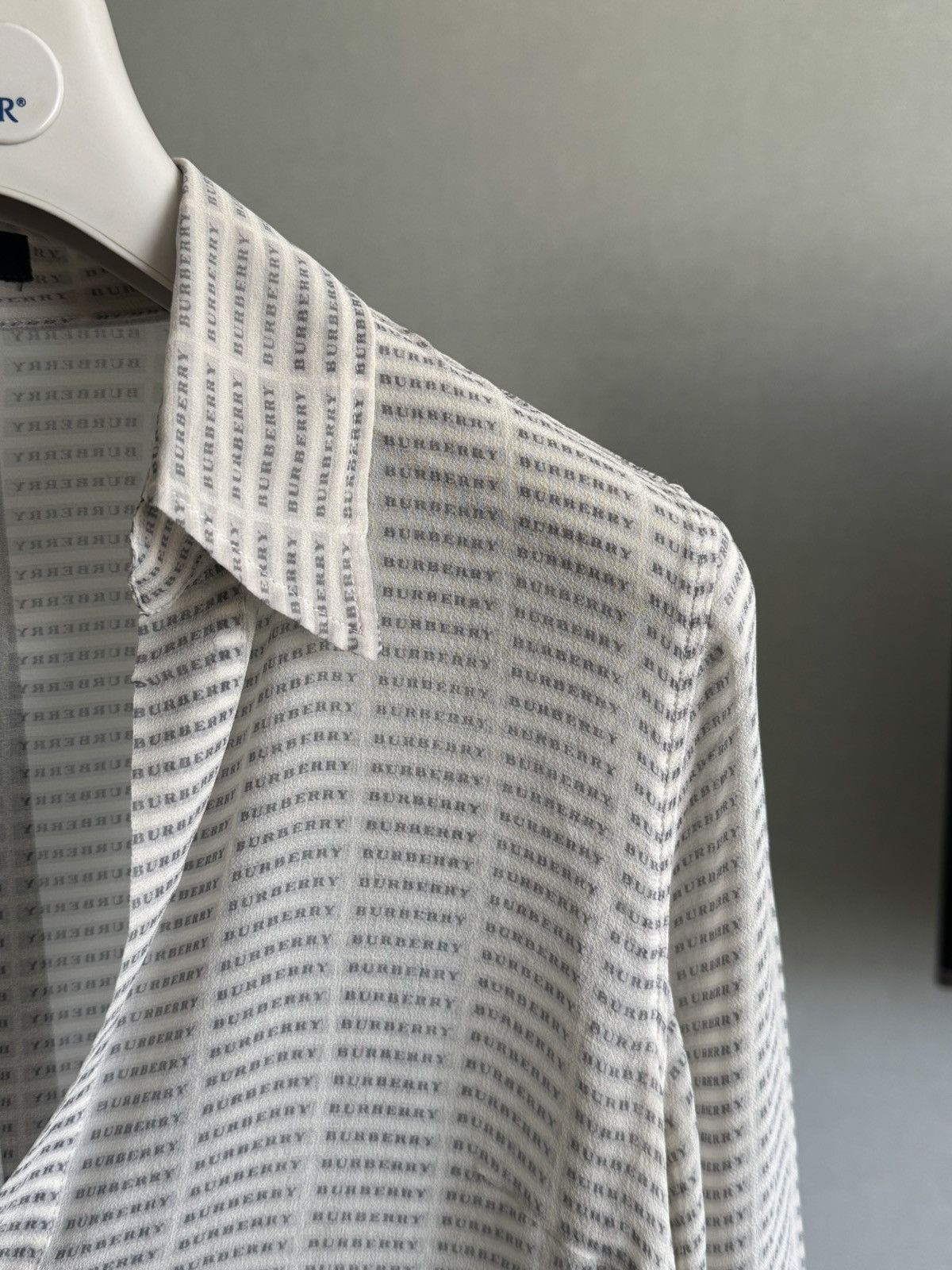 Burberry Burberry Monogram Blouse Size L / US 10 / IT 46 - 2 Thumbnail