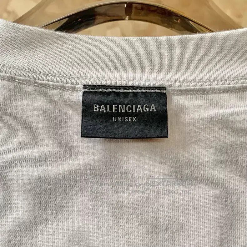Balenciaga Balenciaga White 3XL Embroidered Logo Short Sleeve Size US L / EU 52-54 / 3 - 7 Thumbnail