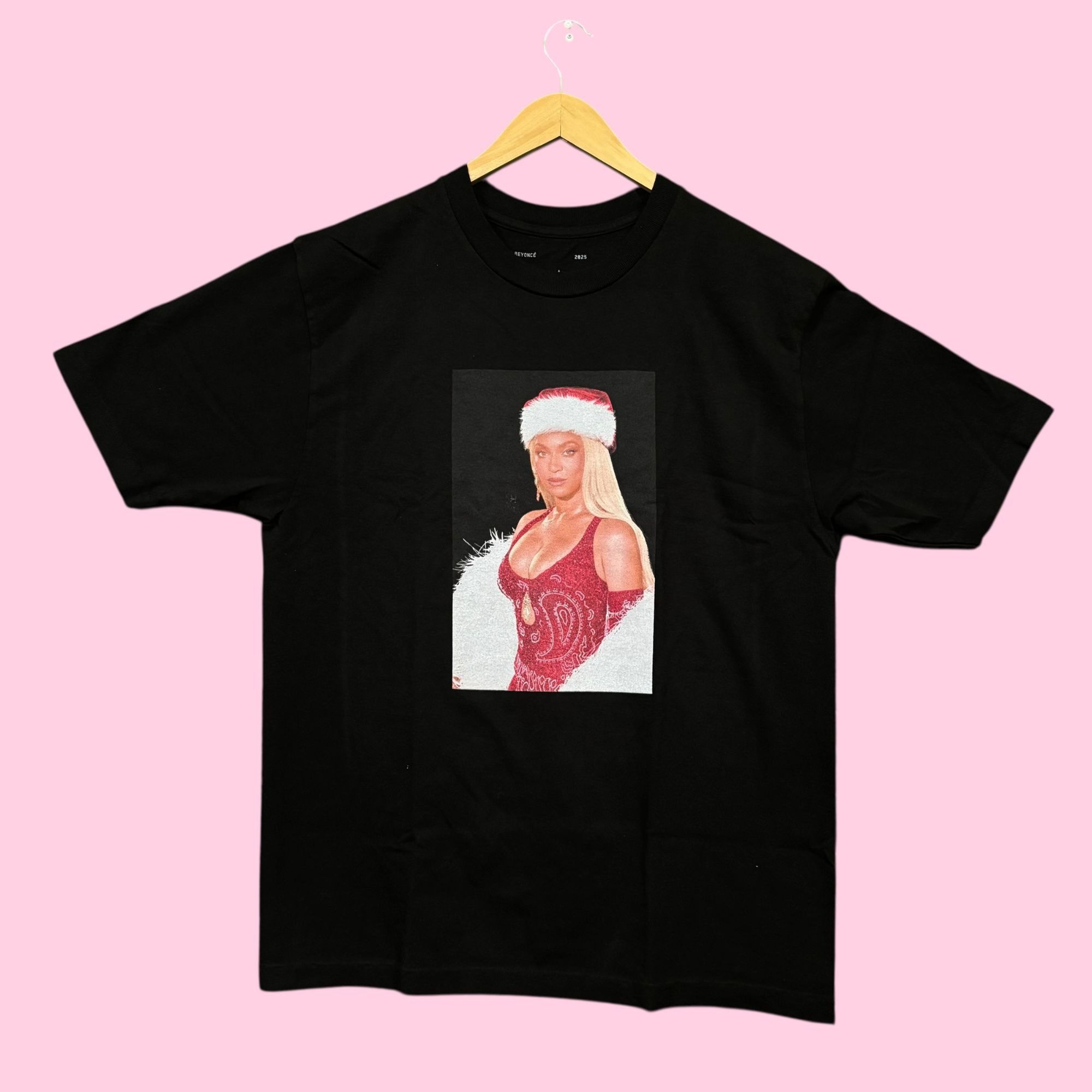 Beyonce Beyonce Cowboy Carter Holidayoncé Resting Sleigh Face Tee L Size US L / EU 52-54 / 3 - 1 Thumbnail