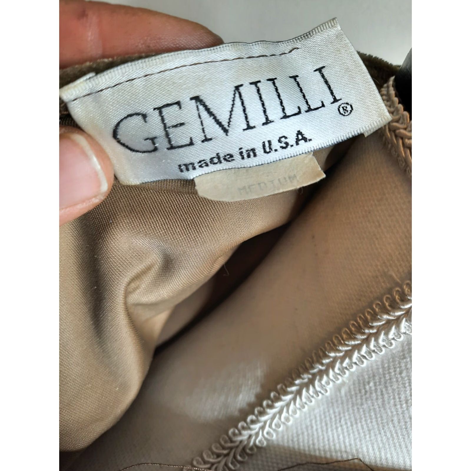 Velour VINTAGE Gemilli T-Shirt Brown Velour Short Sleeve Women's Medium 90s Velvet Cotton Nylon Spandex Cropped Formal Round Neck Women Size M / US 6-8 / IT 42-44 - 3 Thumbnail